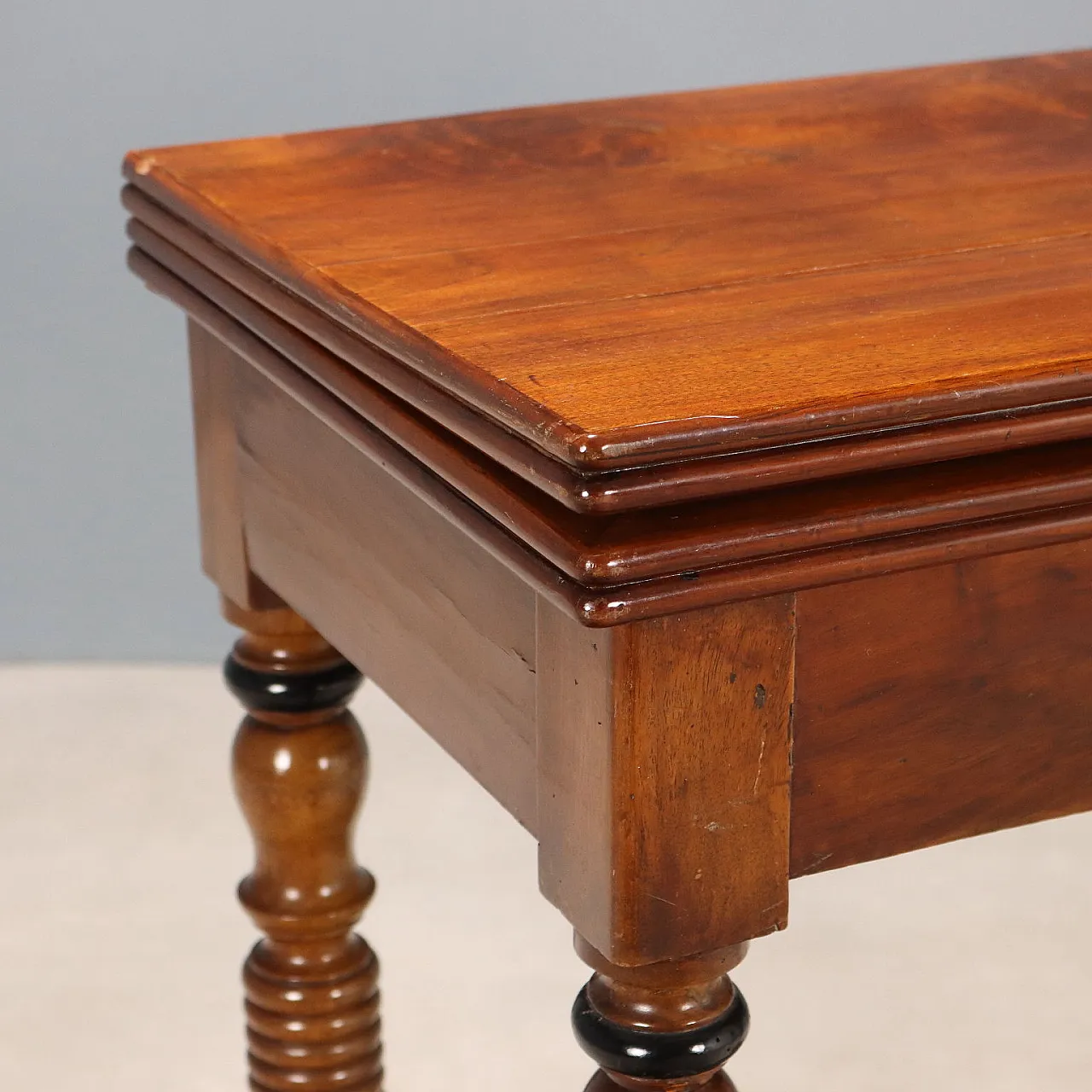 Mahogany gaming table with green felt interior, 19th century 7