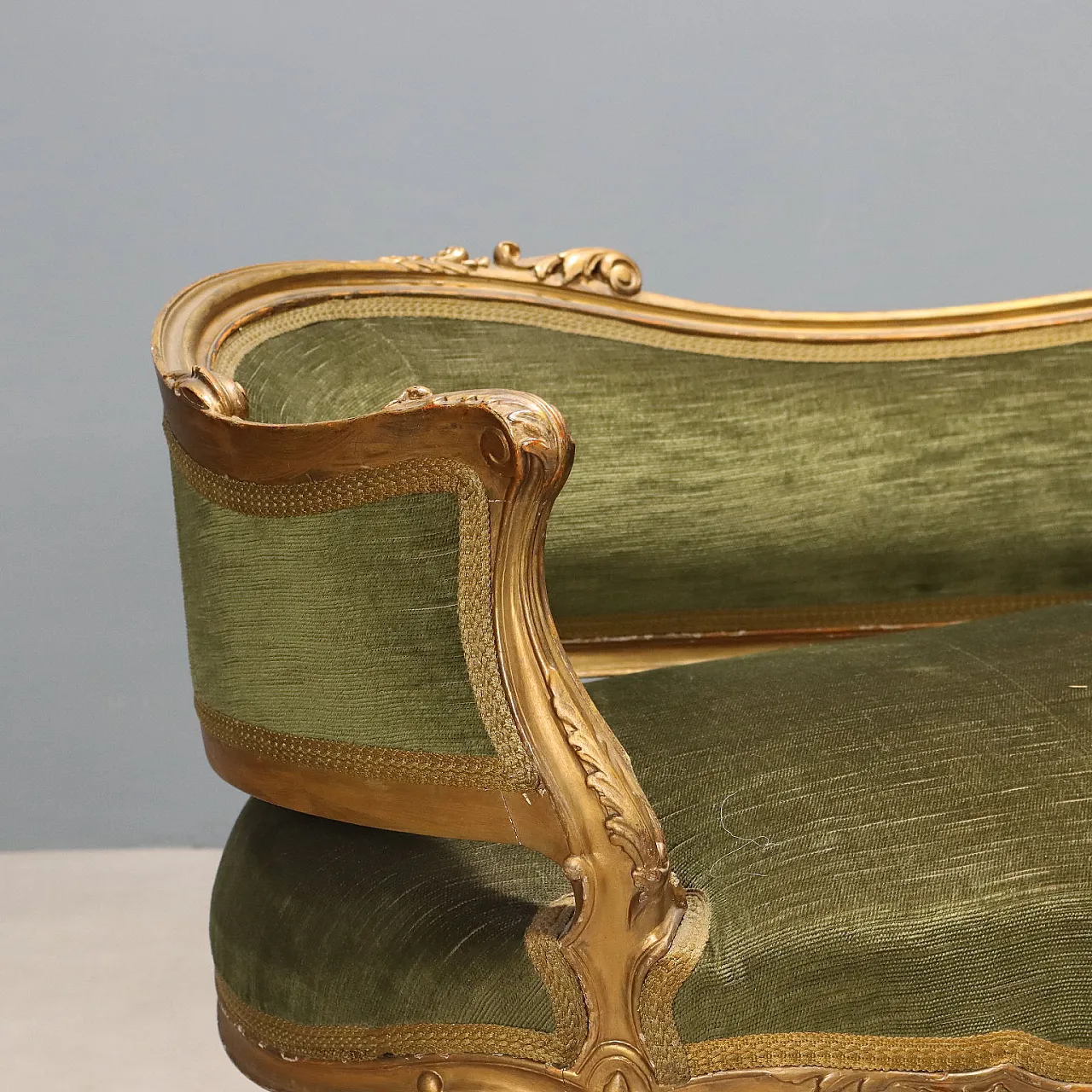 Rococo-style sofa in carved and gilded wood, late 19th century 4