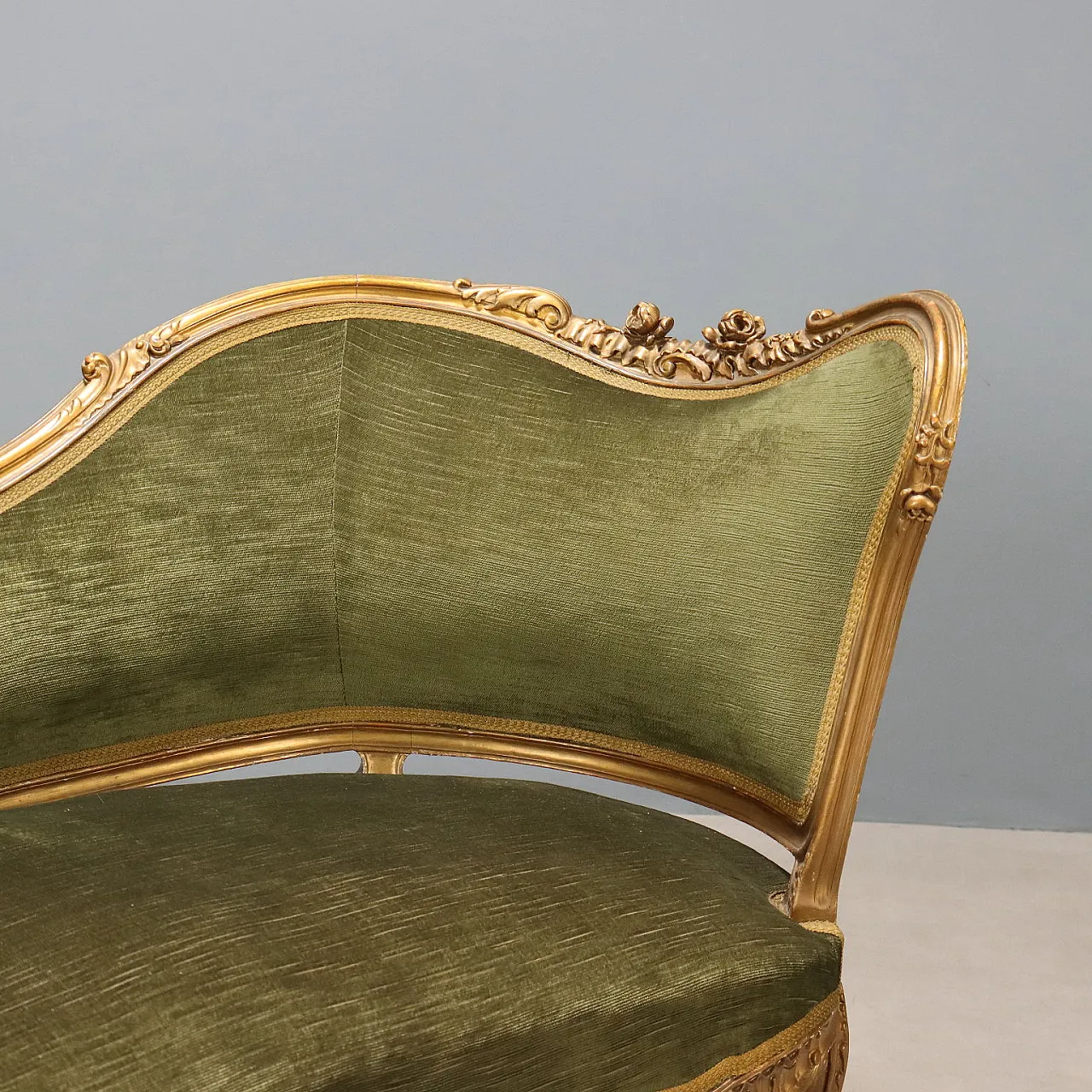 Rococo-style sofa in carved and gilded wood, late 19th century 6