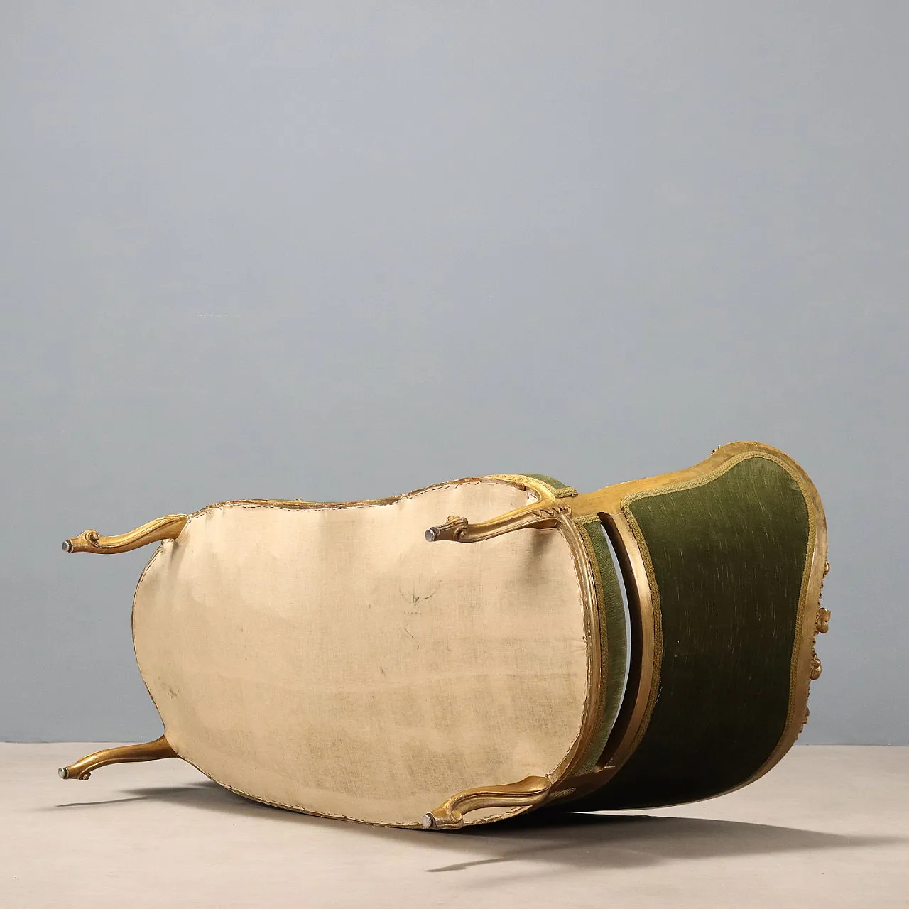 Rococo-style sofa in carved and gilded wood, late 19th century 10