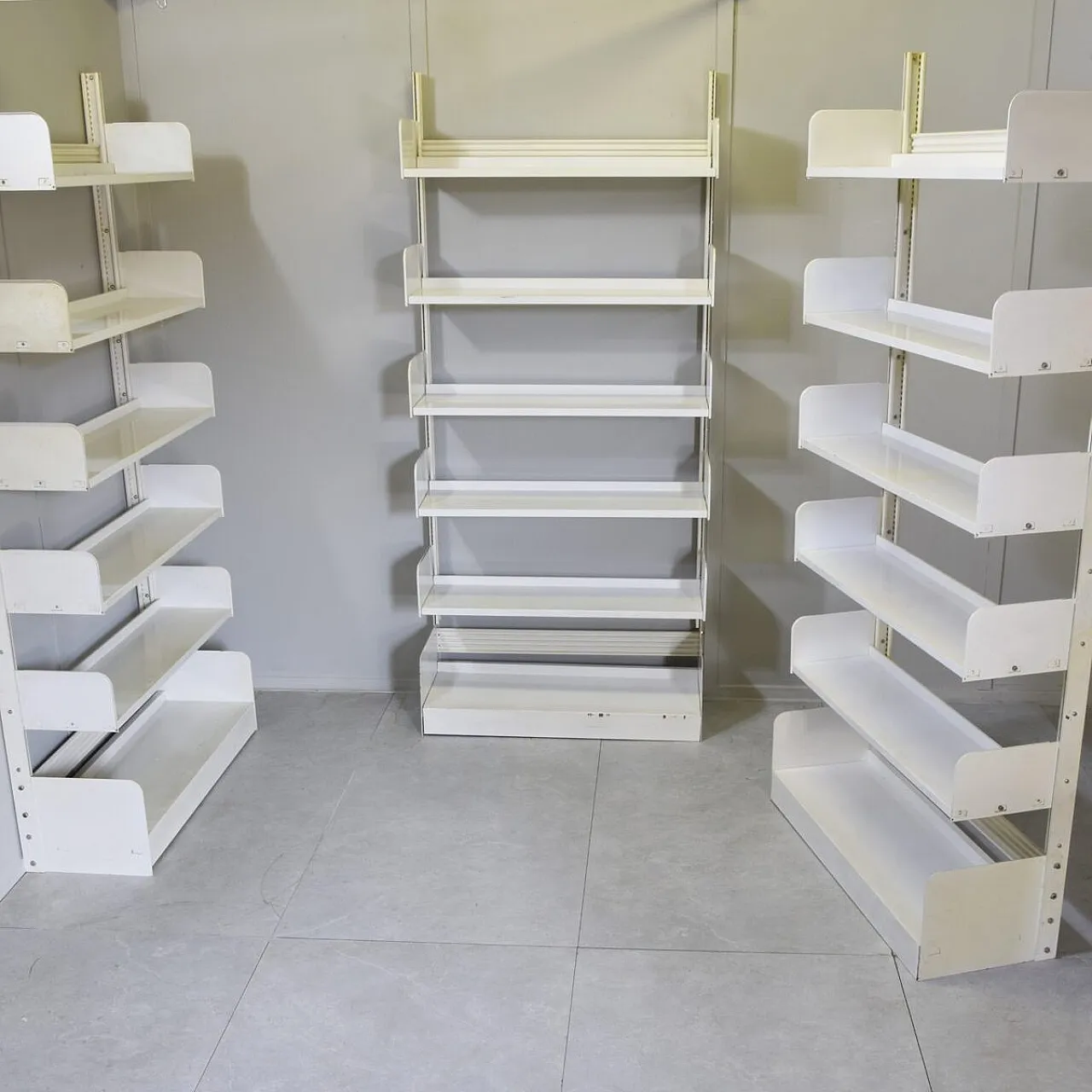 3 Industrial shelving units in lacquered metal by Lips Vago, 1970s 15