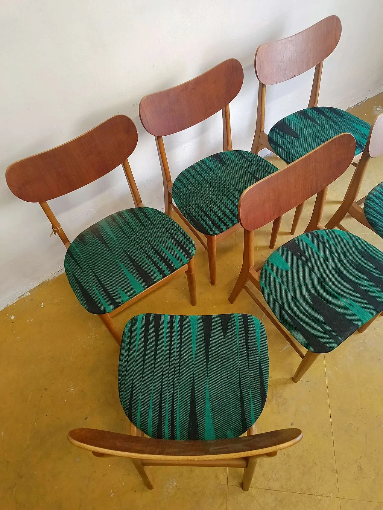 6 Teak Chairs with Green, 50s 6