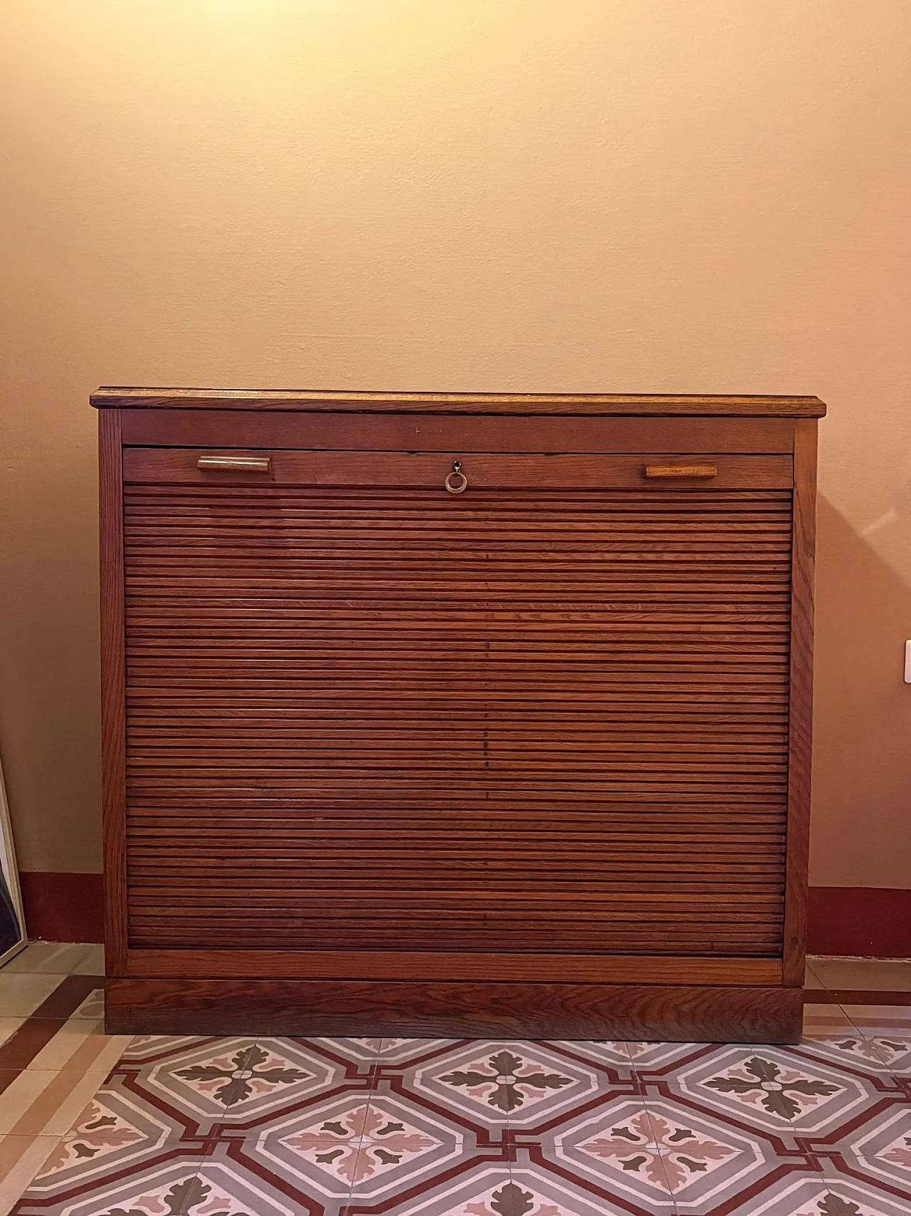 Mobile archive, early 20th century 2