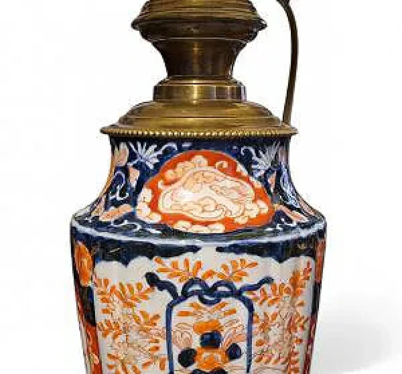 Pair of Imari porcelain table lamps, 19th century 3
