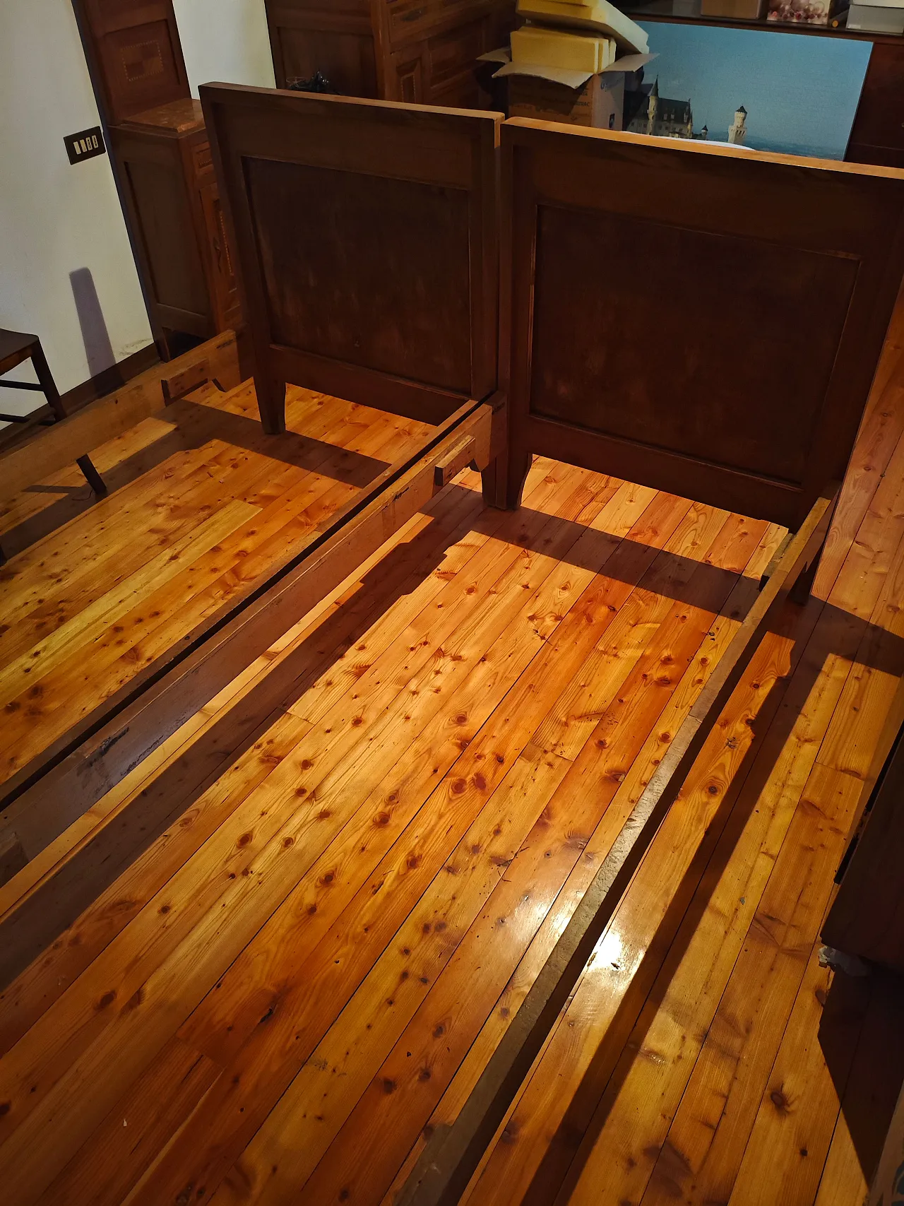 Coppia di letti matrimoniale in legno ('900) 1