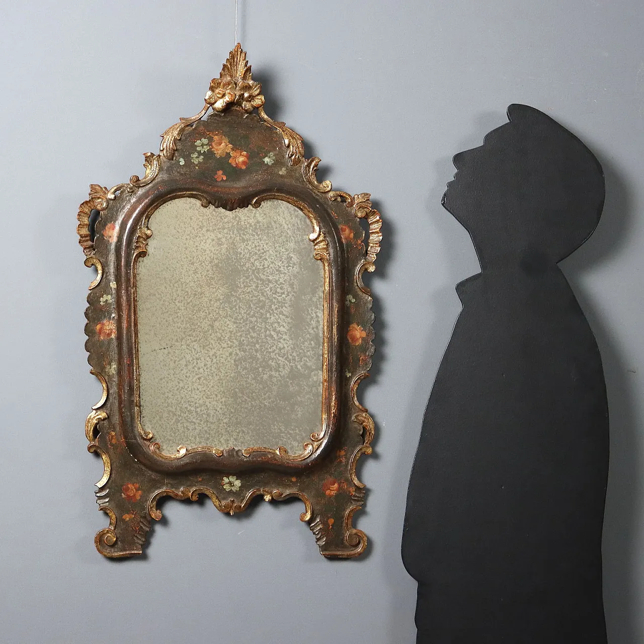 Specchio da terra in legno laccato e dipinto, fine '800 2