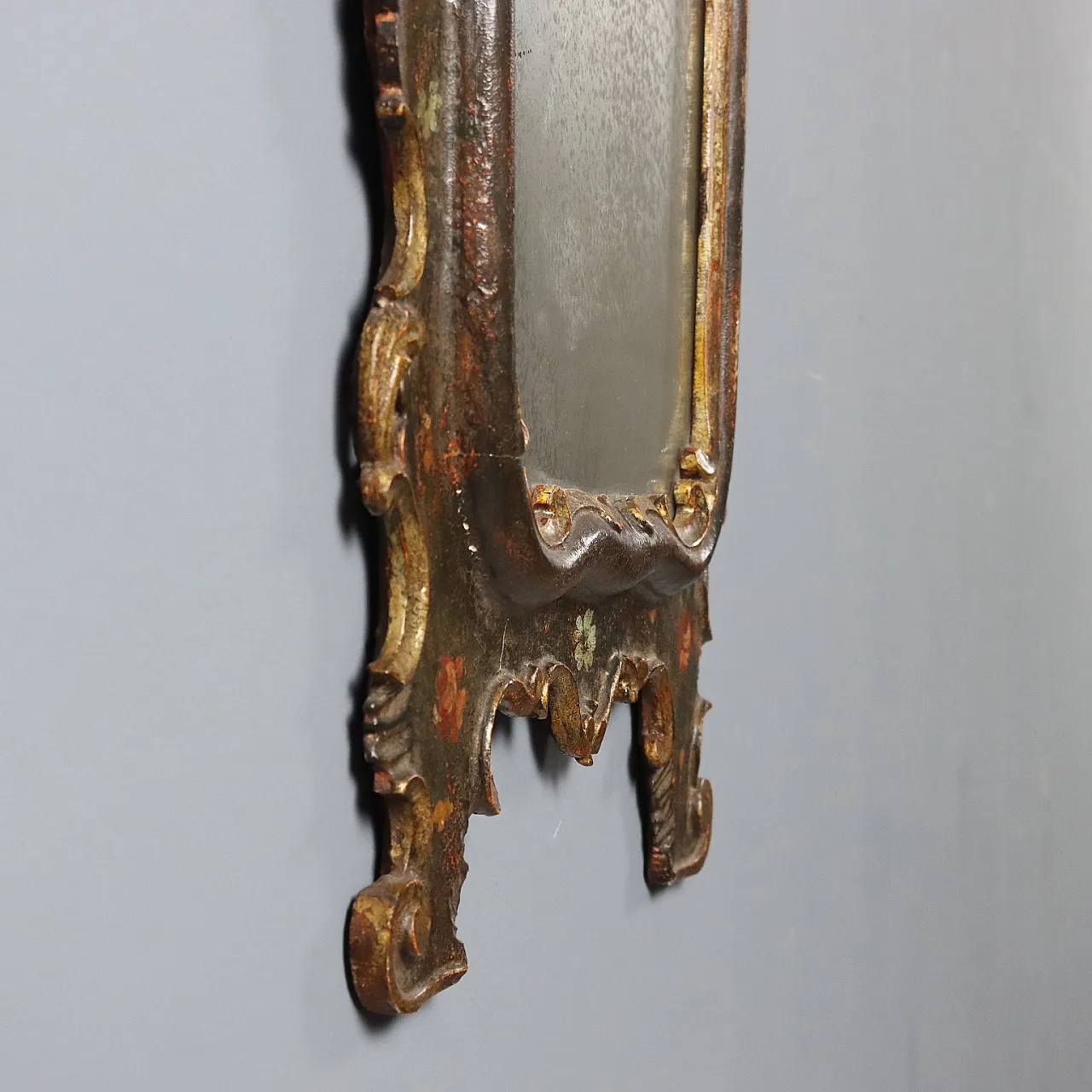 Specchio da terra in legno laccato e dipinto, fine '800 9