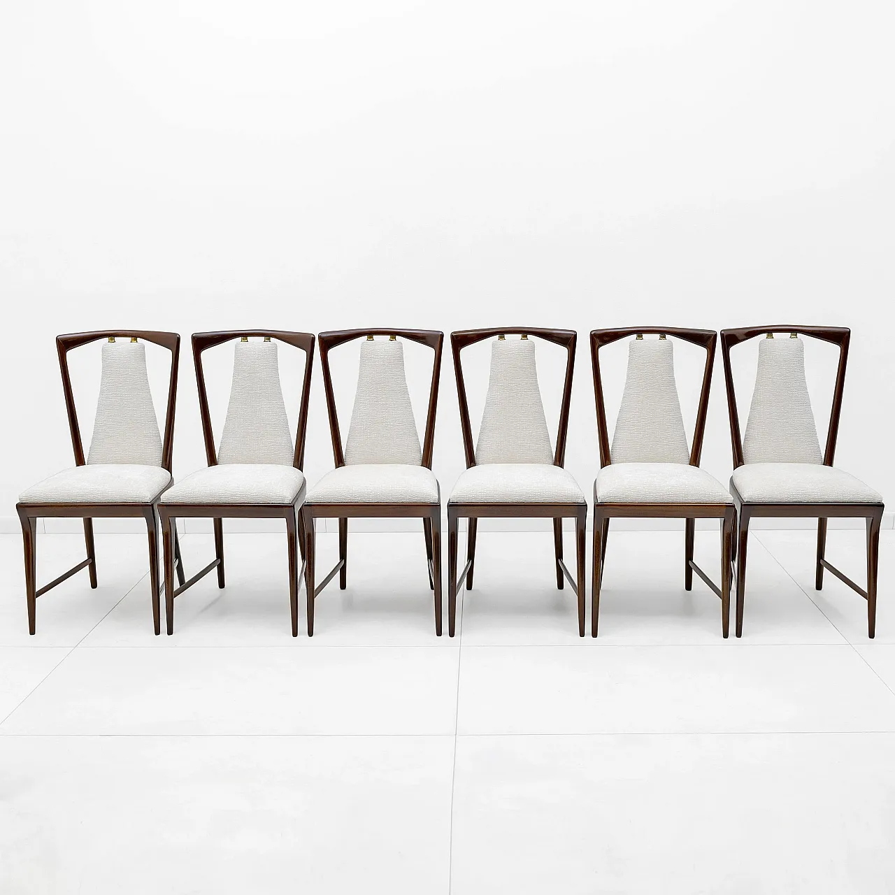 6 Mid-Century Modern bouclè dining chairs by Osvaldo Borsani, 1950s 6
