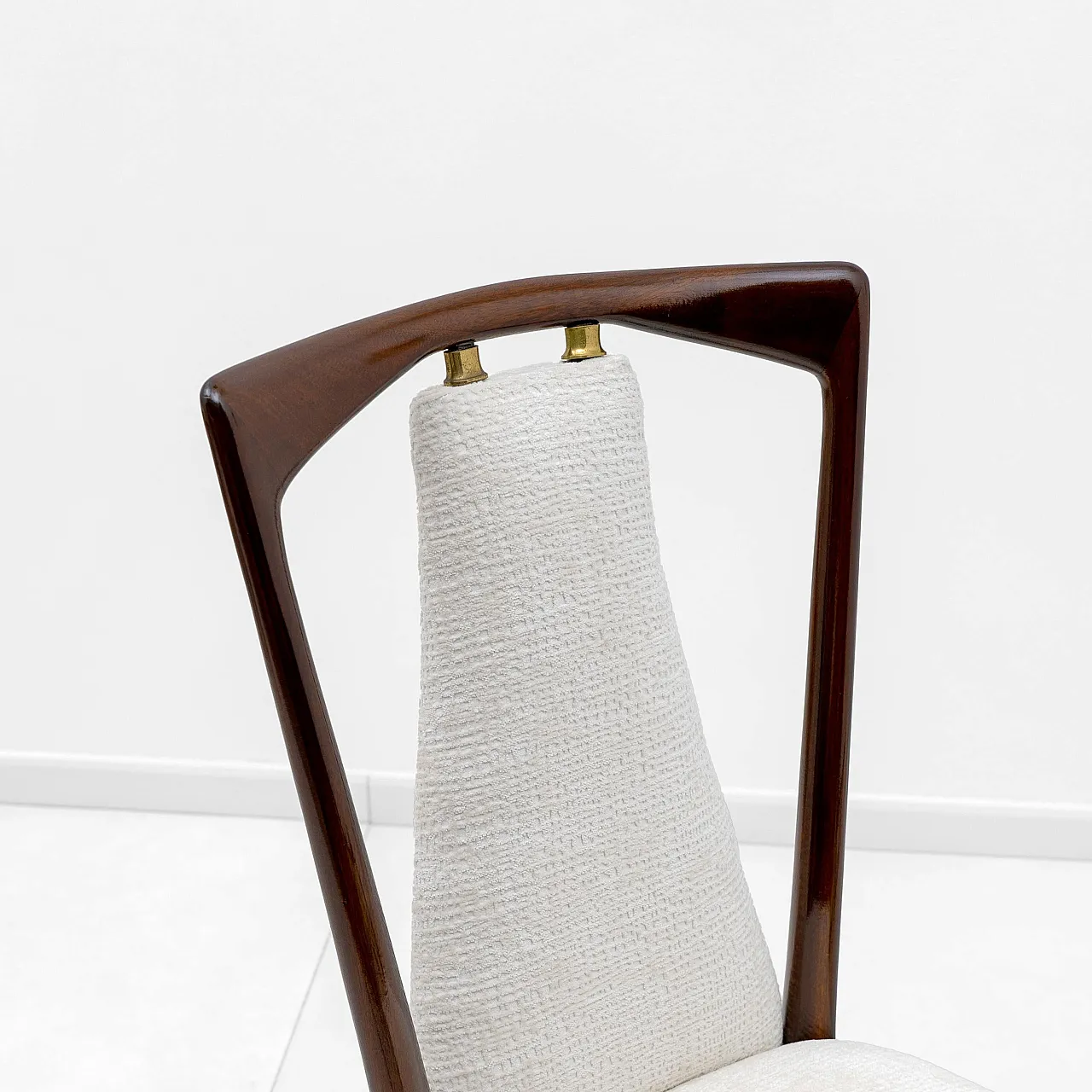 6 Mid-Century Modern bouclè dining chairs by Osvaldo Borsani, 1950s 13