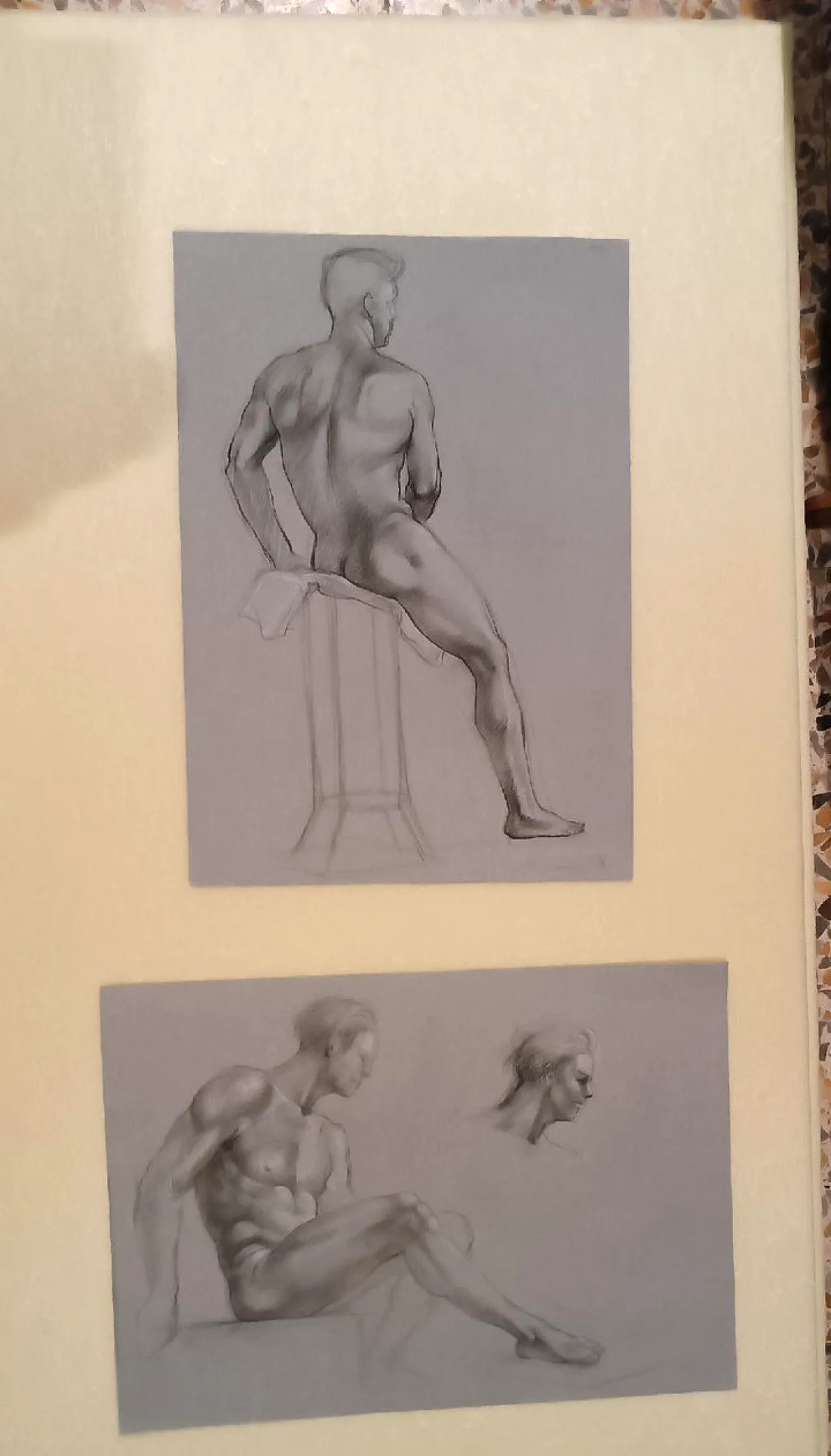 Coppia di nudi maschili, disegni a matita su carta, metà '900 3