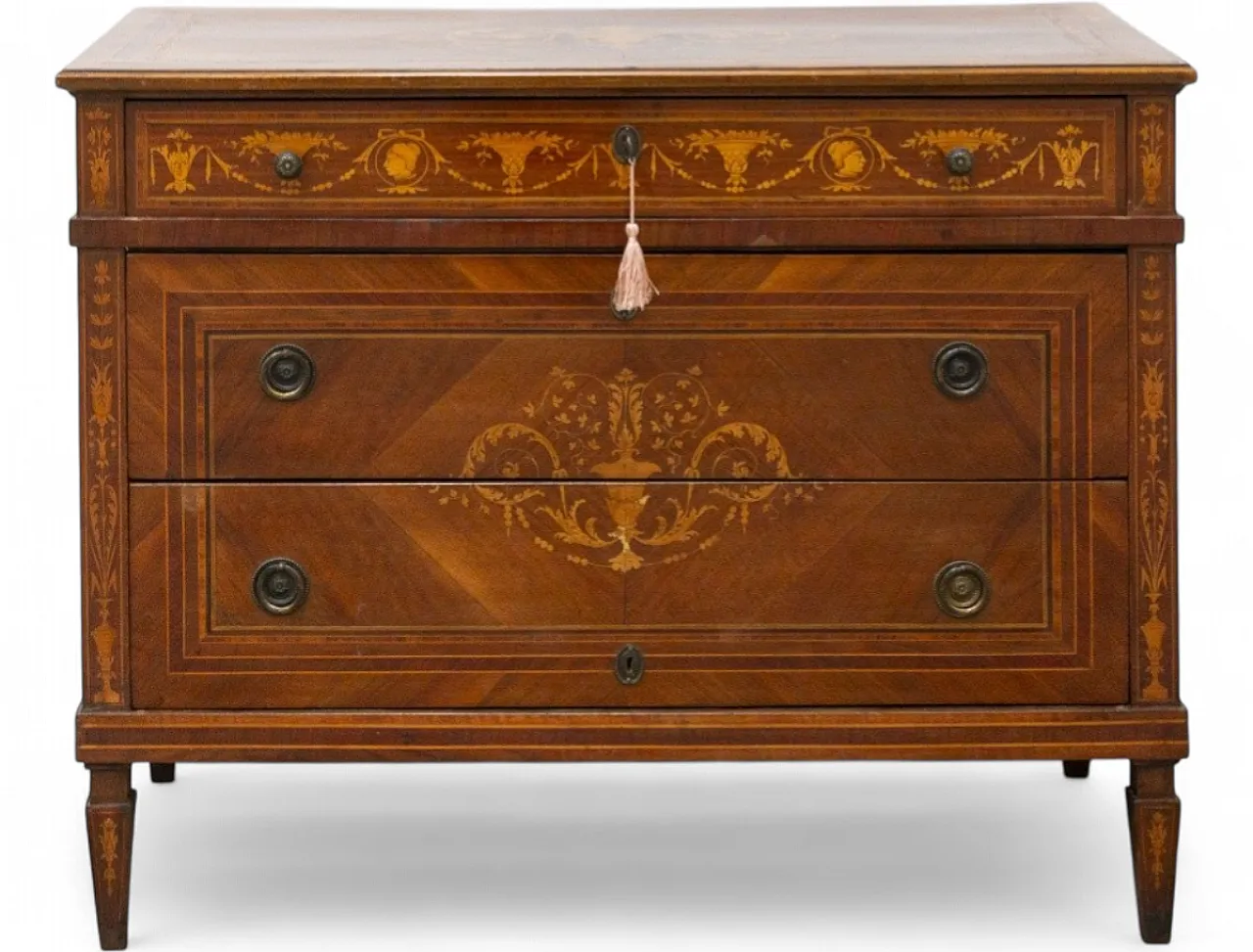 Comò Luigi XVI lastronato con varie essenze lignee, fine '800 17