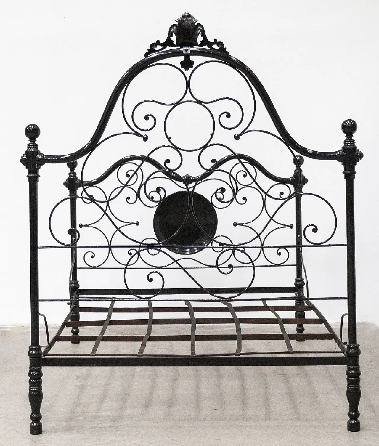 Wrought iron bed, mid-19th century 3