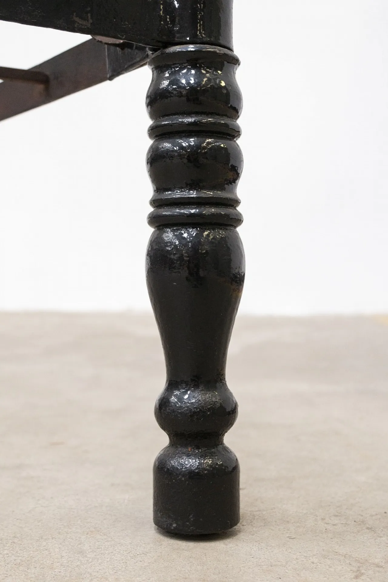 Wrought iron bed, mid-19th century 14