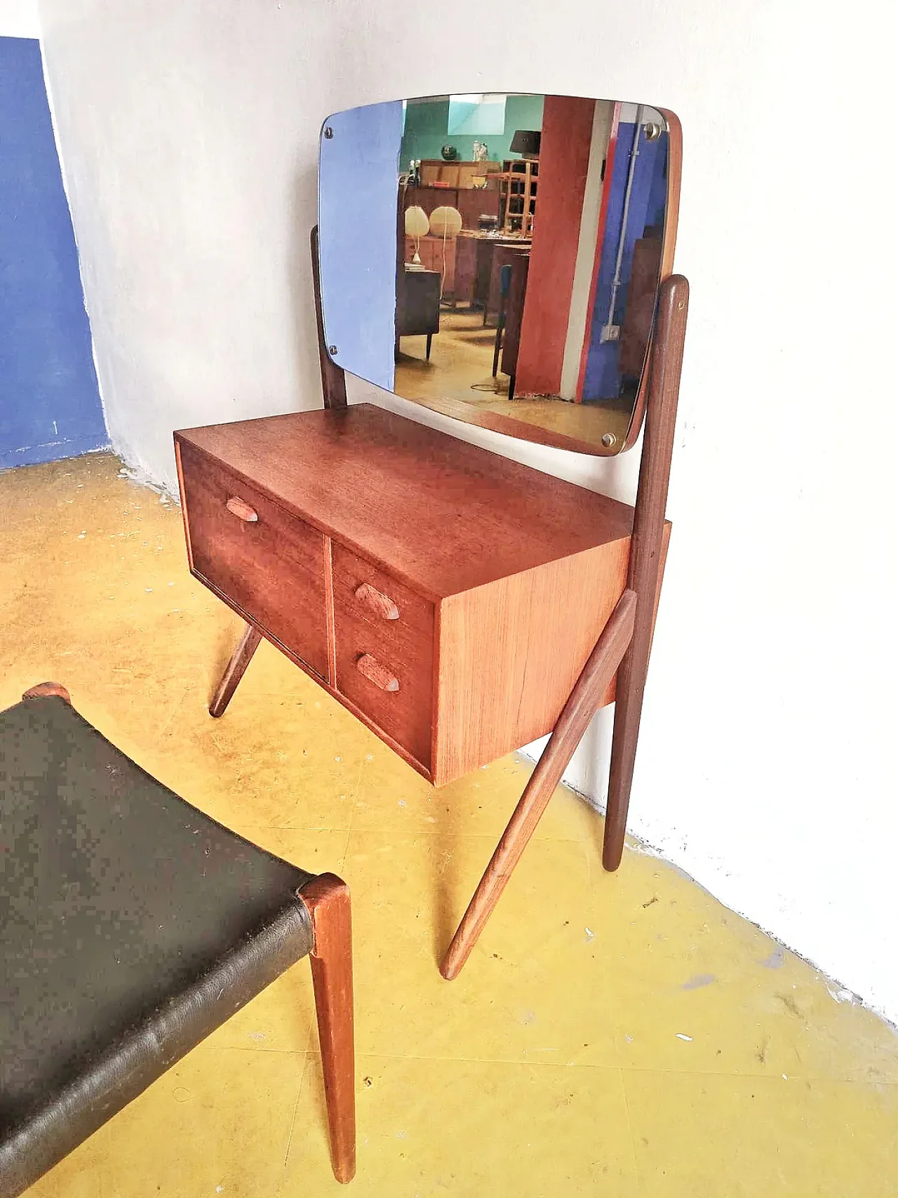 Danish teak dressing table, 1950s 2