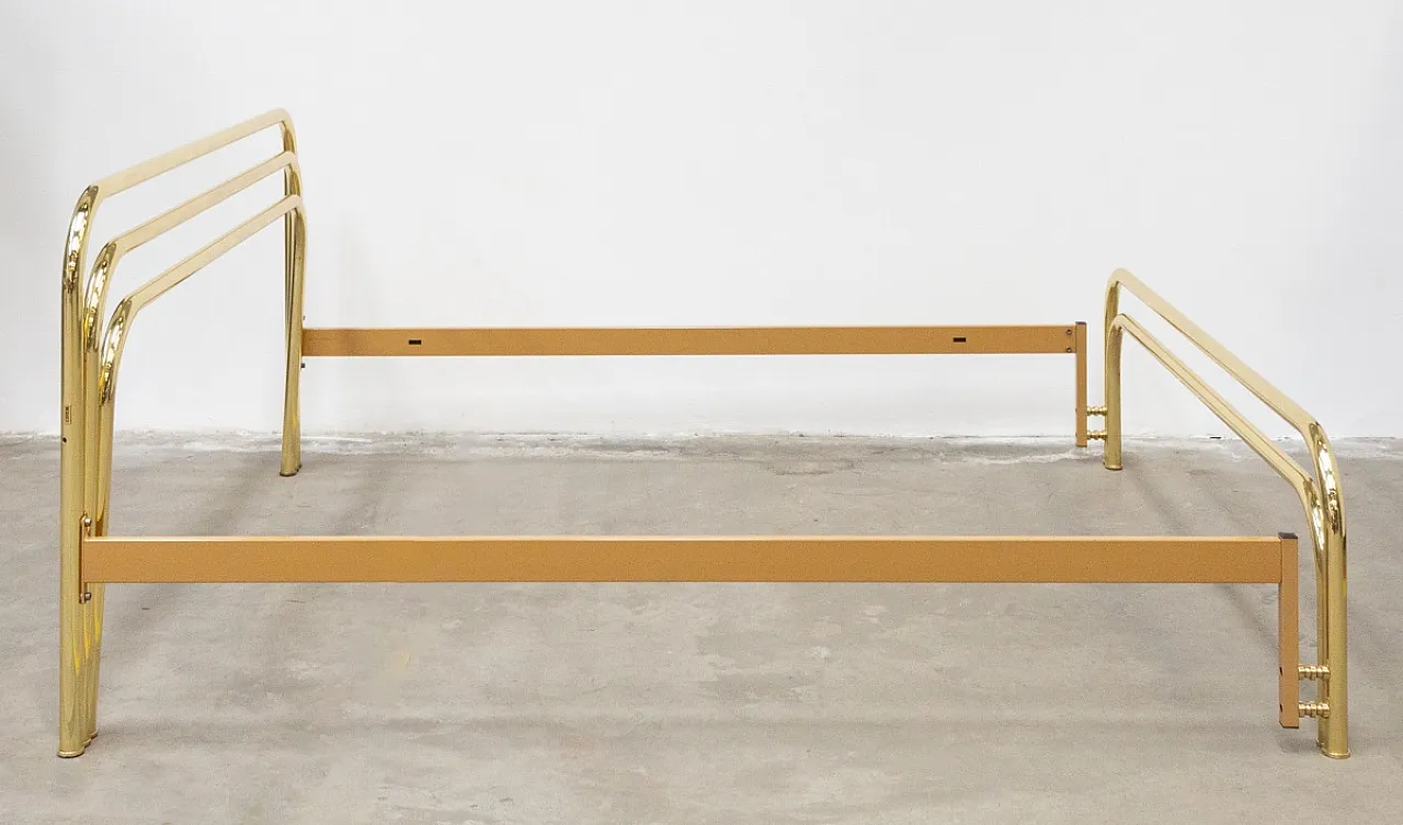 Letto matrimoniale in ottone dorato di Cantori, anni '70 4