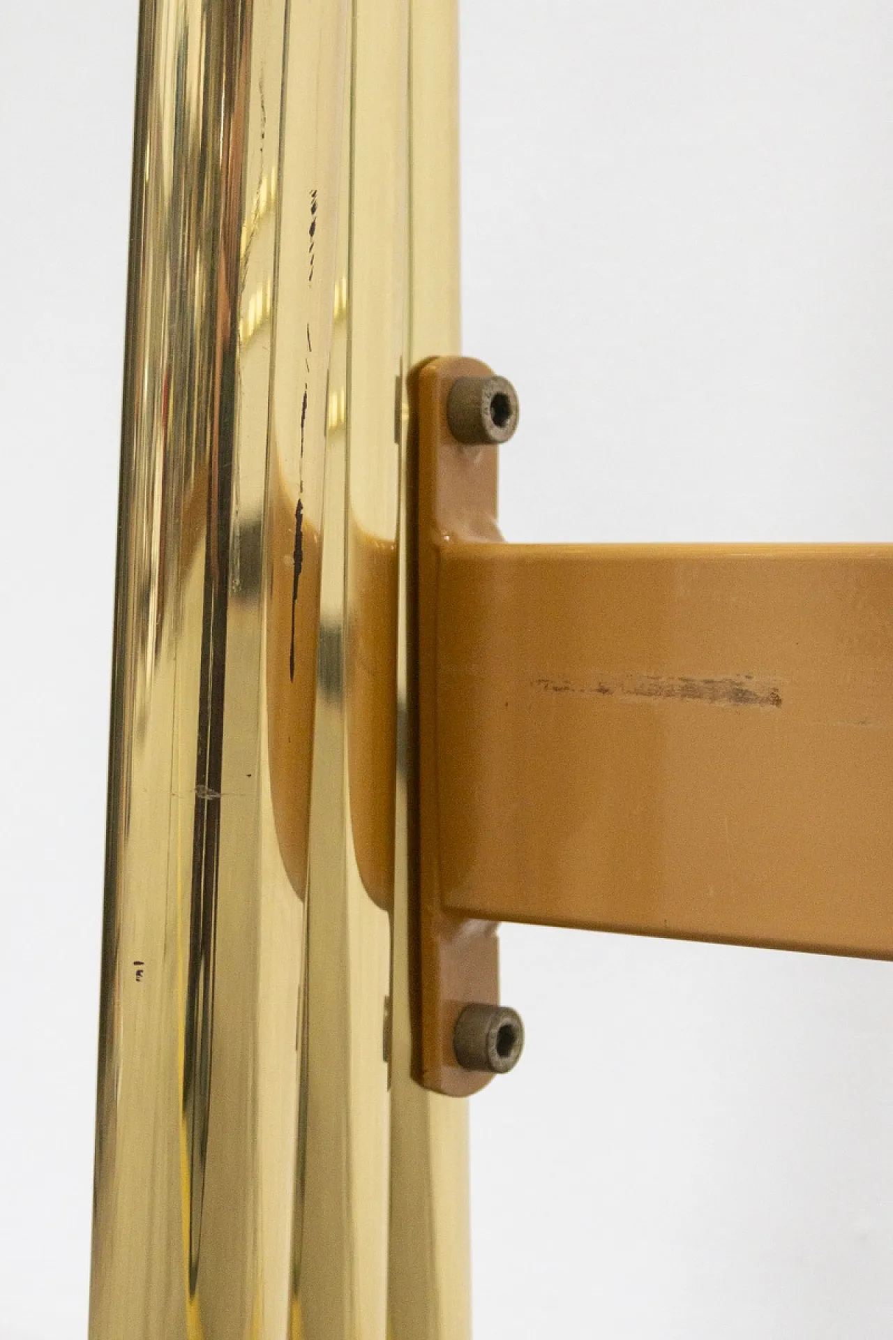 Letto matrimoniale in ottone dorato di Cantori, anni '70 10