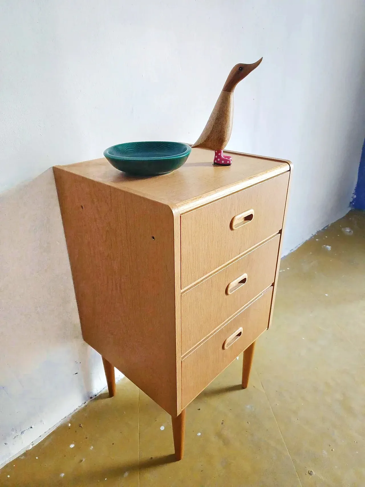 Swedish oak bedside table, 1960s 1