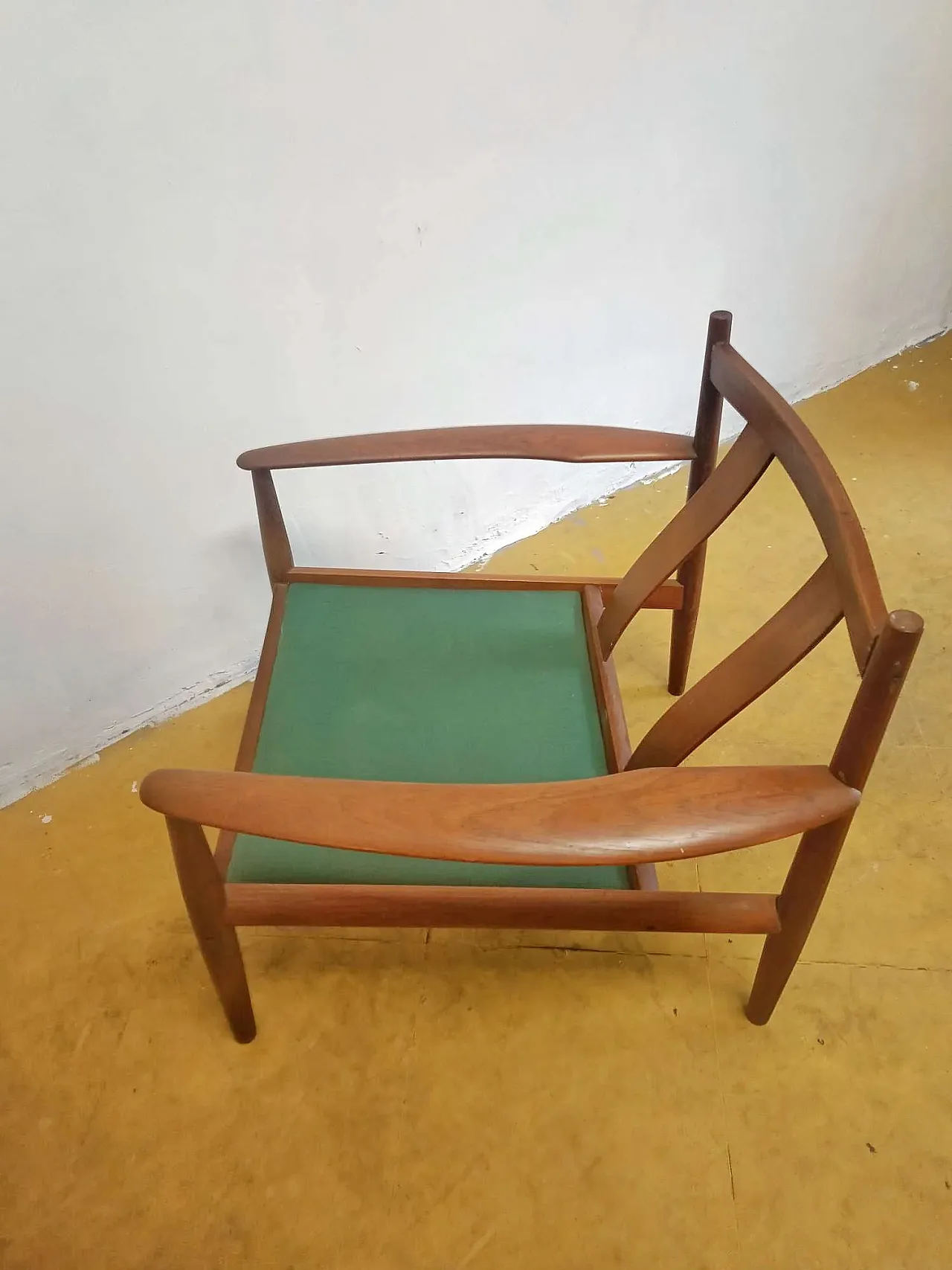 FD118 armchair by Grete Jalk in teak, 1960s 11