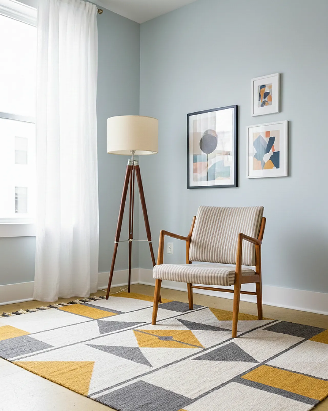 Swedish armchair  in birch, 1950s 10