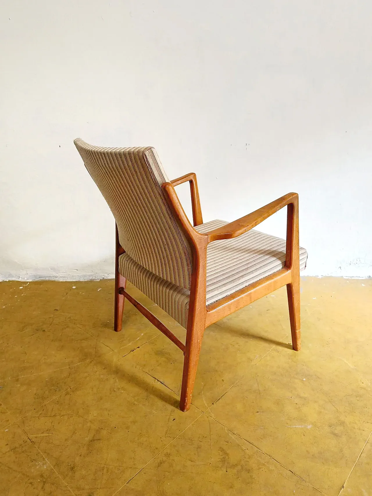 Swedish armchair  in birch, 1950s 11