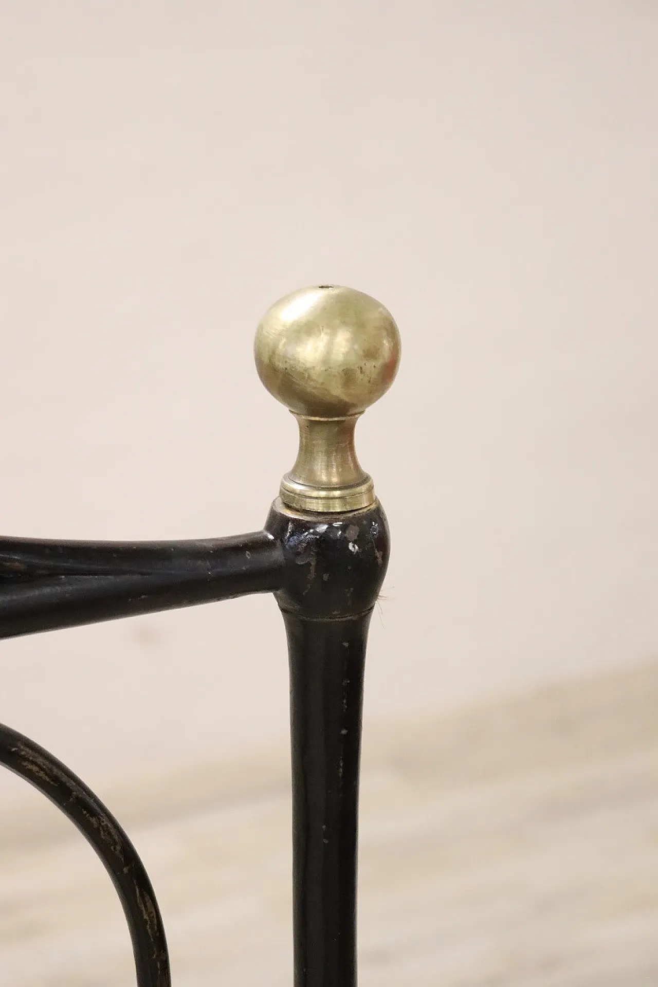 Antico letto matrimoniale in ferro battuto, '800 8