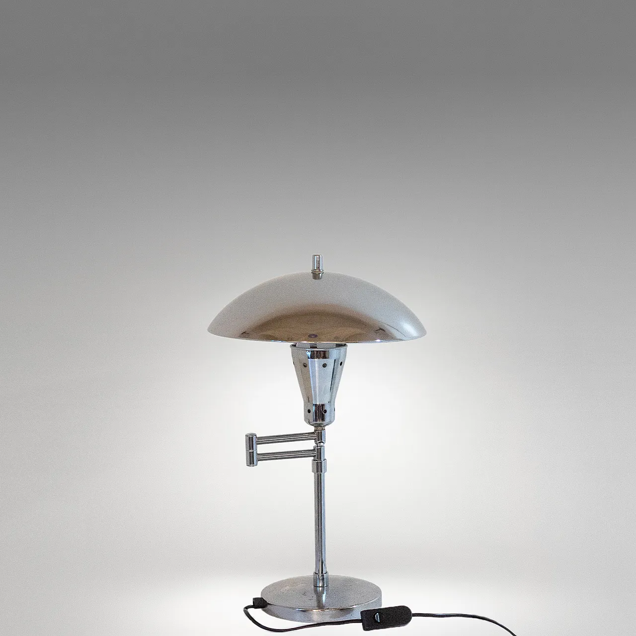 Bauhaus lamp with adjustable lampshade, Italy, 1950s 4