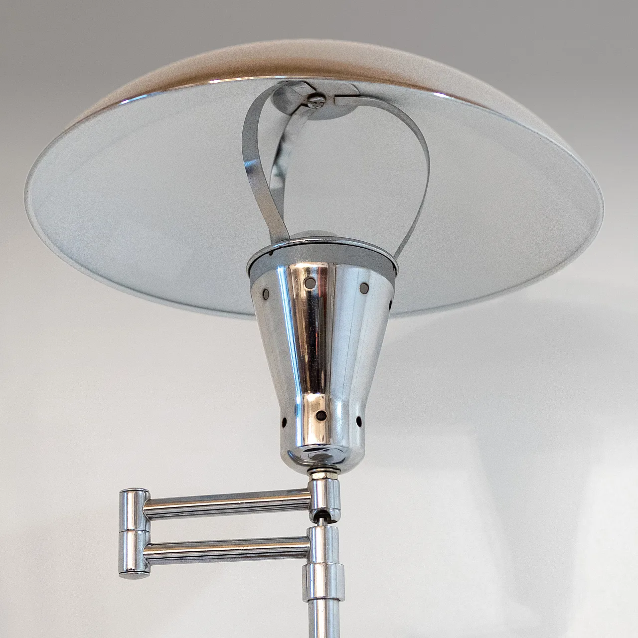 Bauhaus lamp with adjustable lampshade, Italy, 1950s 11