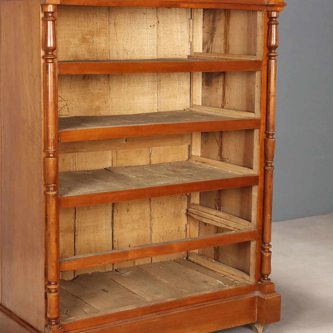 Cassettiera umbertina in noce e lamiera, primo '900 10