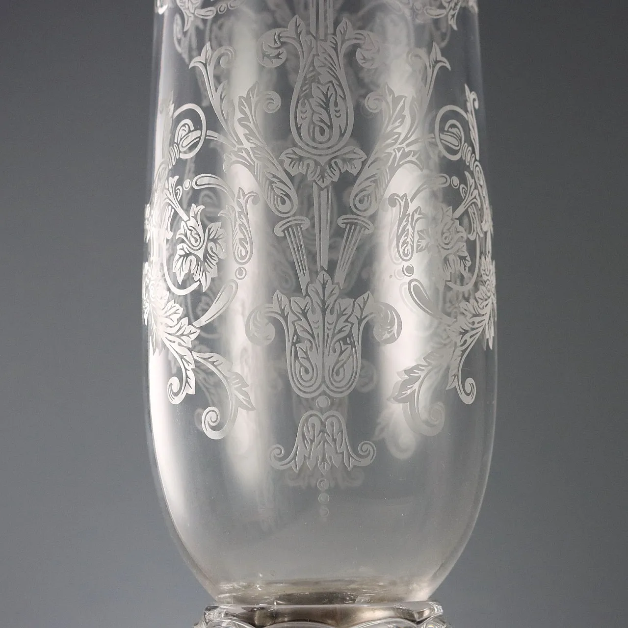 Coppia di candelieri in cristallo e vetro di Baccarat, '900 5