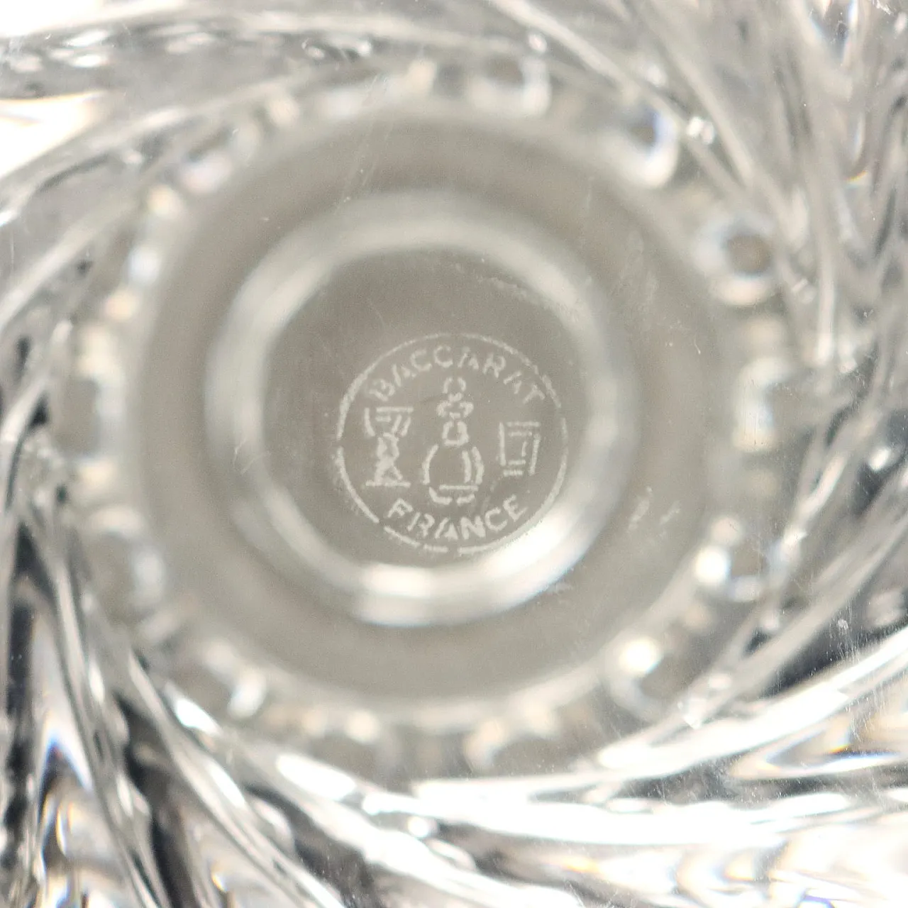 Coppia di candelieri in cristallo e vetro di Baccarat, '900 7