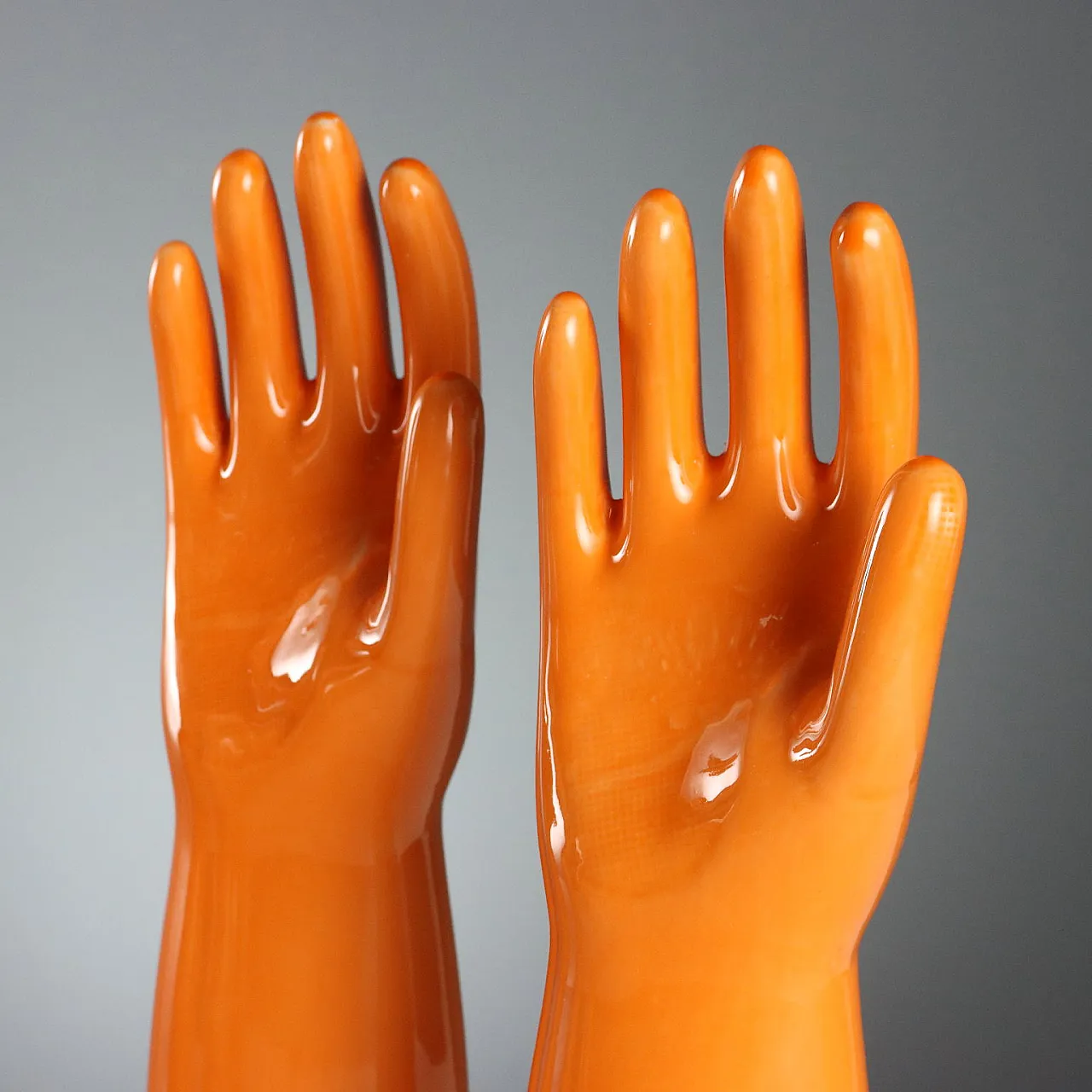 5 Stampi in porcellana per guanti Pirelli, '900 3