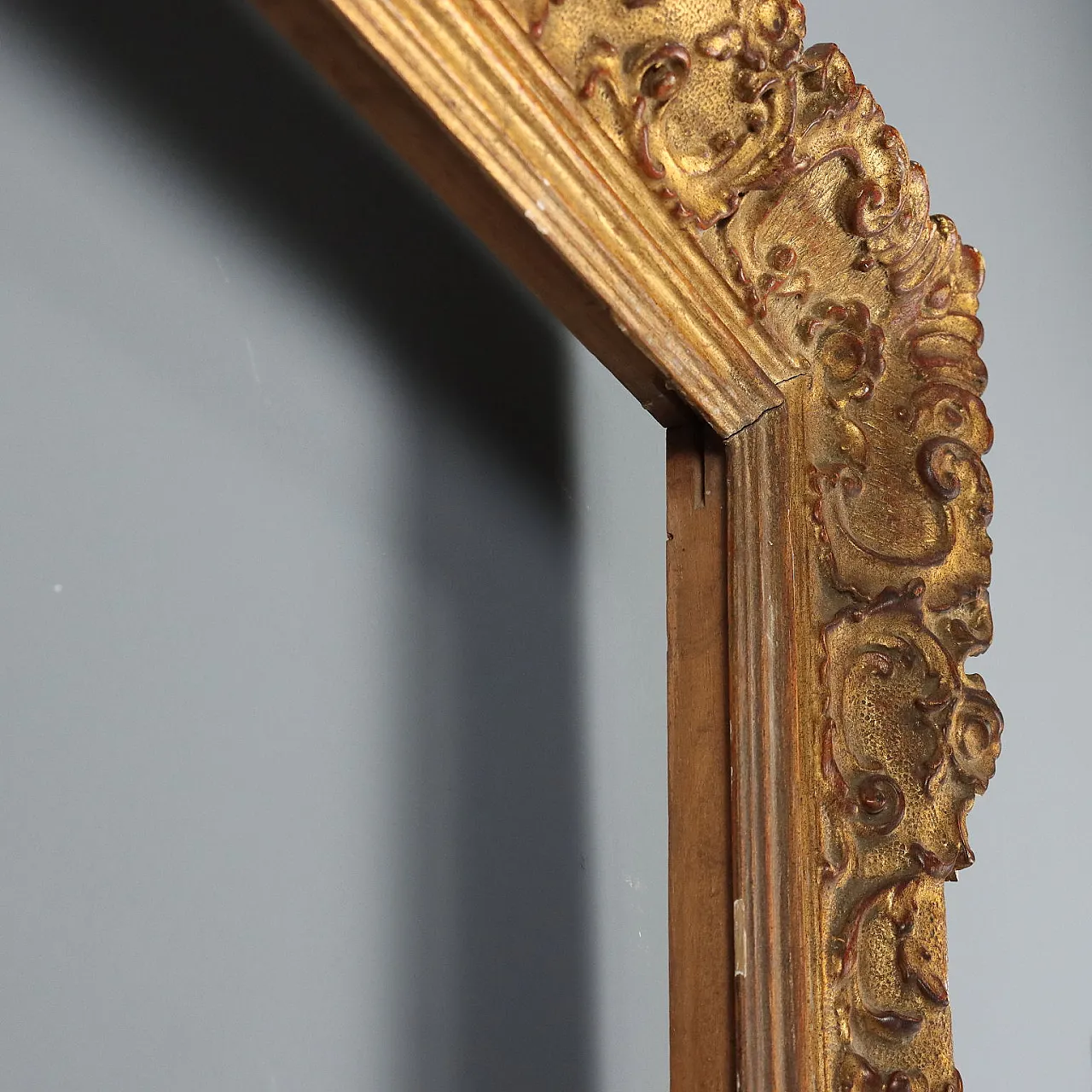 Mirror in gilded carved wood, 20th century 8