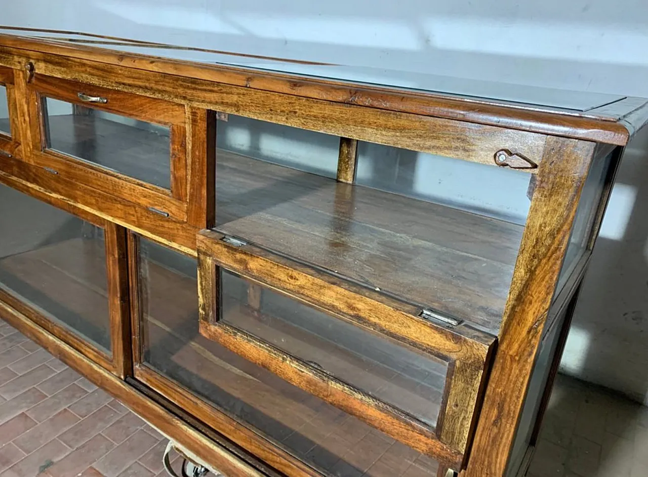 Teak counter, 30s 12
