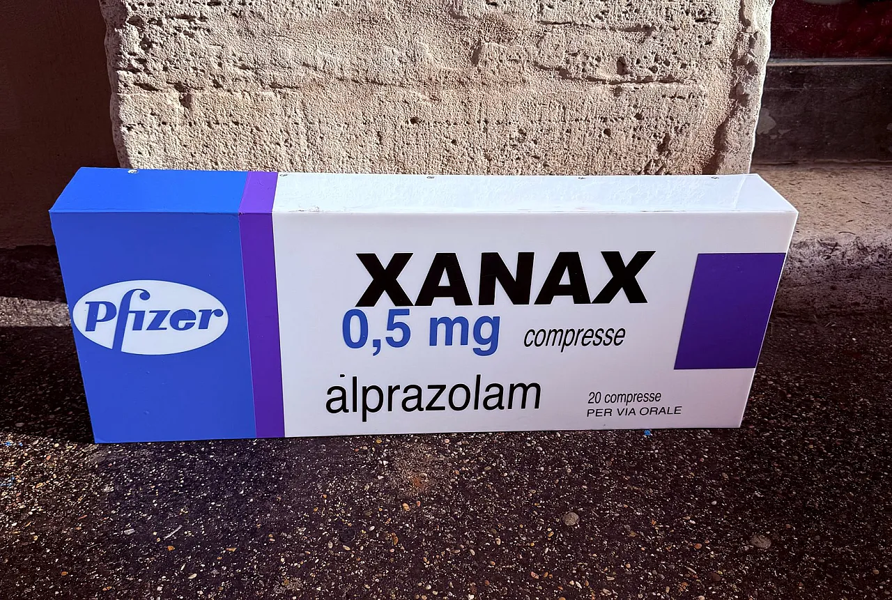 Vintage Xanax sign, 1980s 4