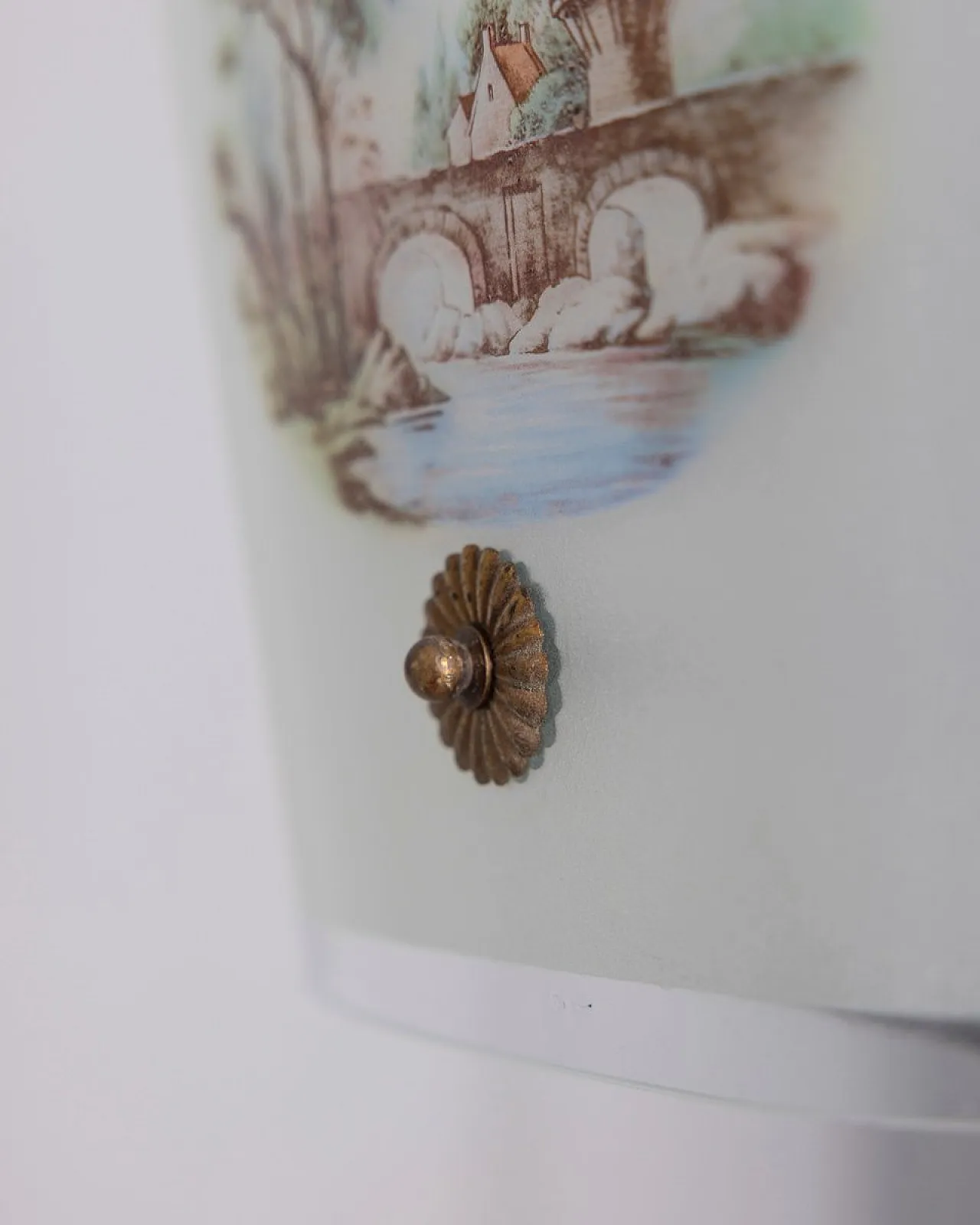 Lampada a sospensione in vetro decorato, anni '50 7