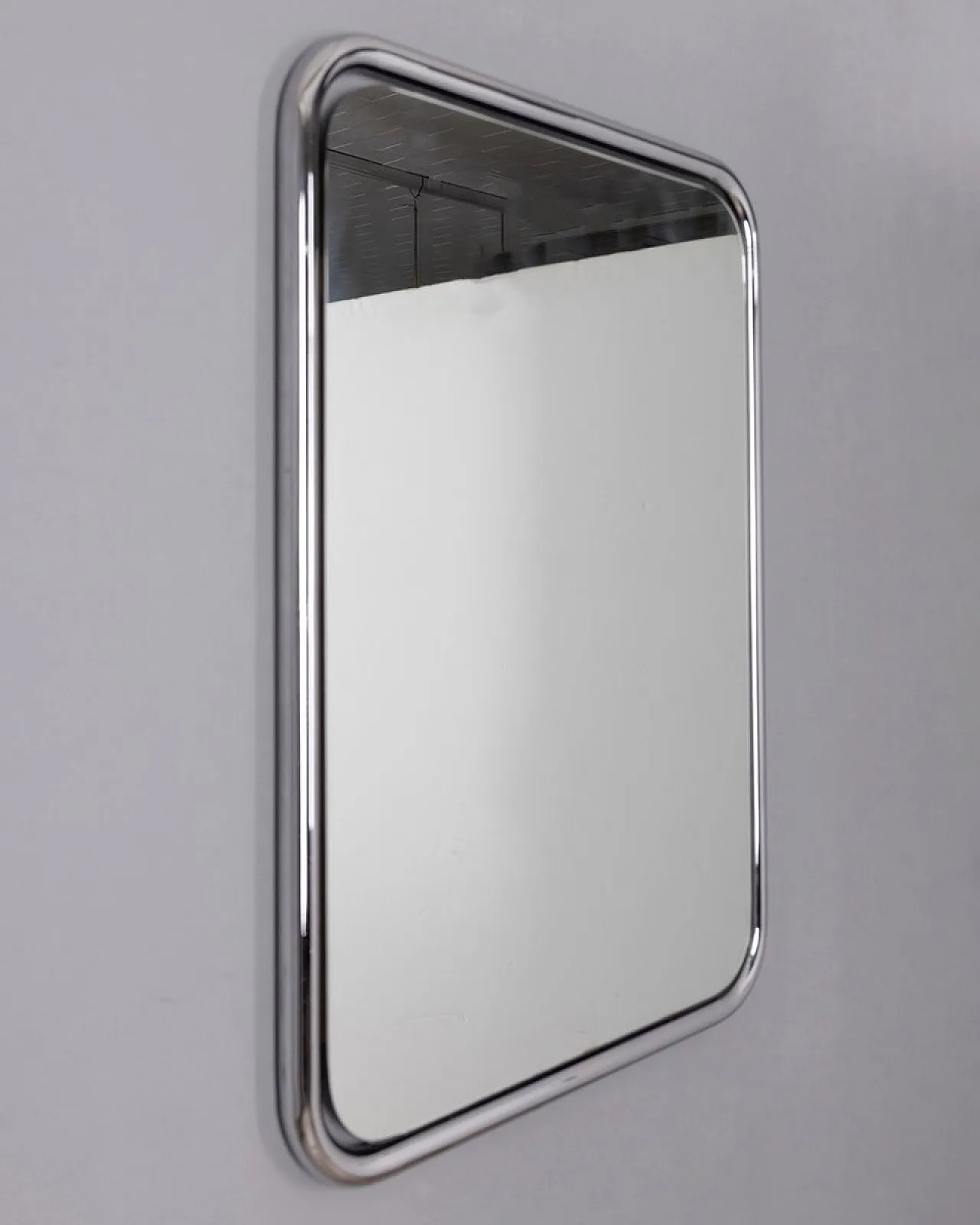 Specchio da parete in metallo cromato, anni '70 2