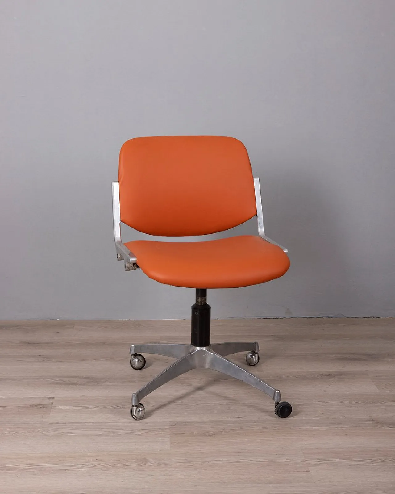 Model DSC 106 swivel chair by G.Piretti for Anonima Castelli, 1960s 1