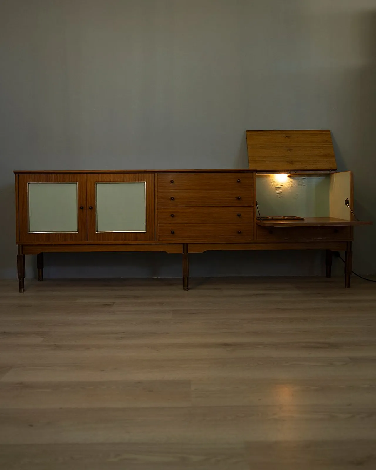 Credenza in legno con scomparto bar, anni '60 2