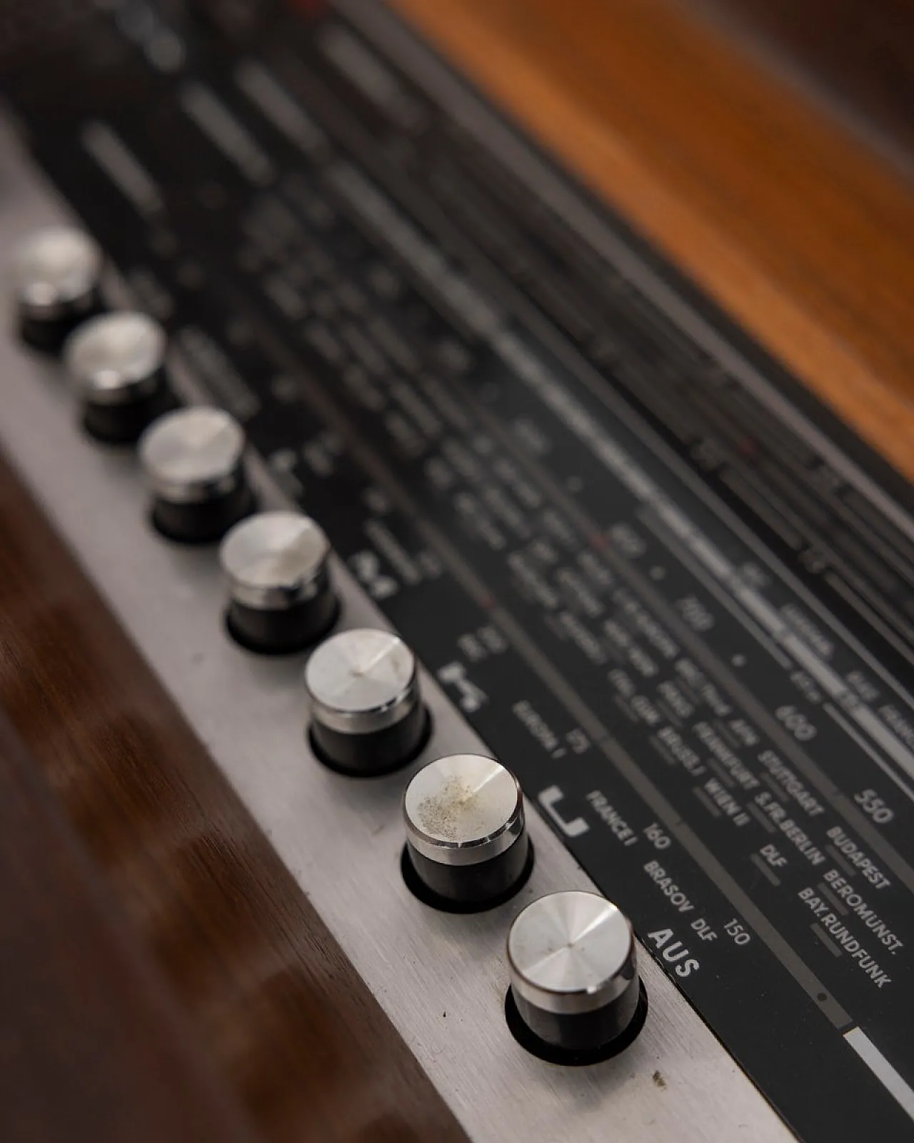 Radio stereo di Grundig Rossini, anni '60 13