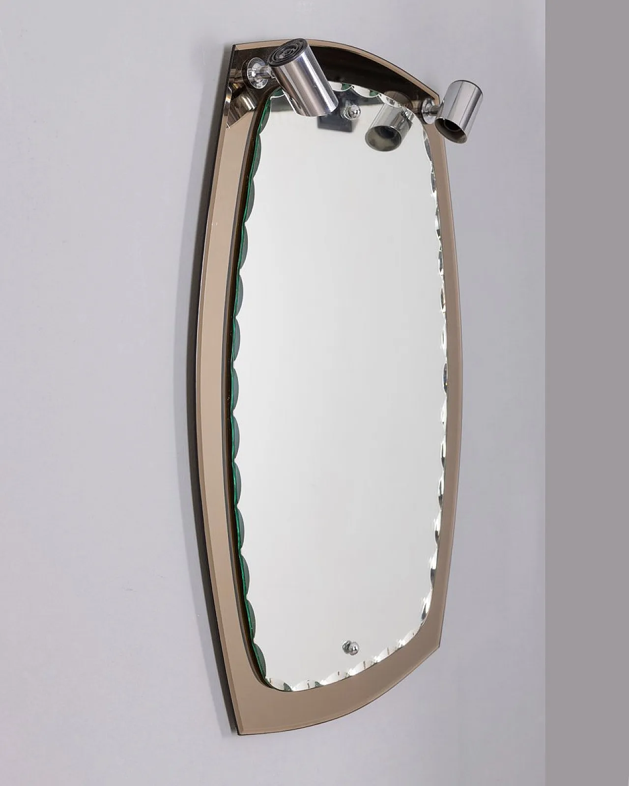 Specchio da parete in vetro fumé con faretti, anni '60 1