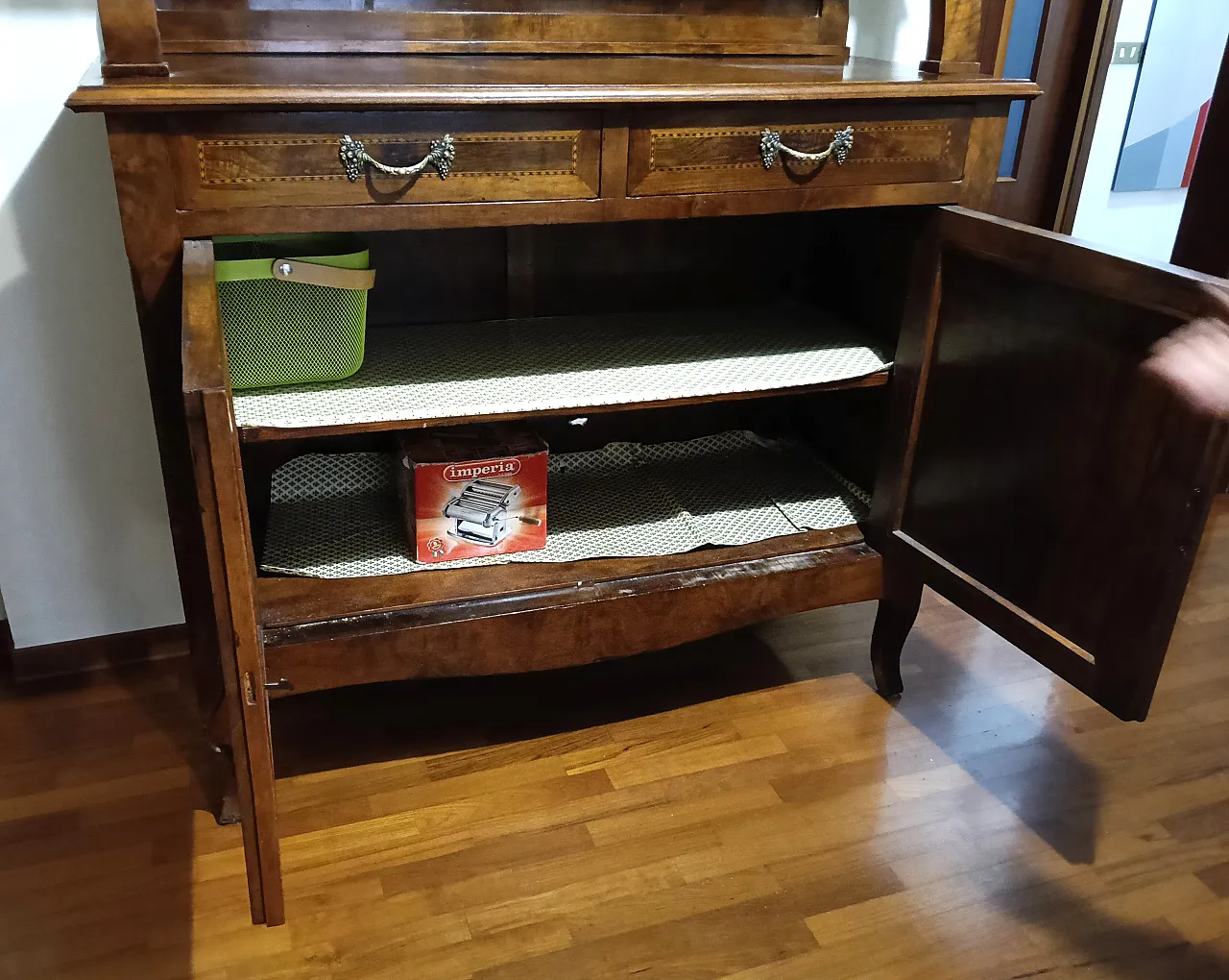 Sideboard with decorated display cases, 19th century 11