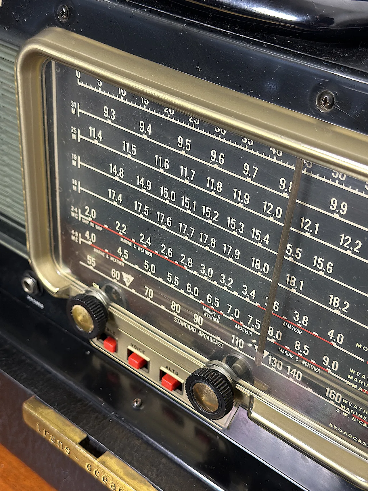 Trans-Oceanic B600 Portable Radio by Zenith, USA 1959-1962 9