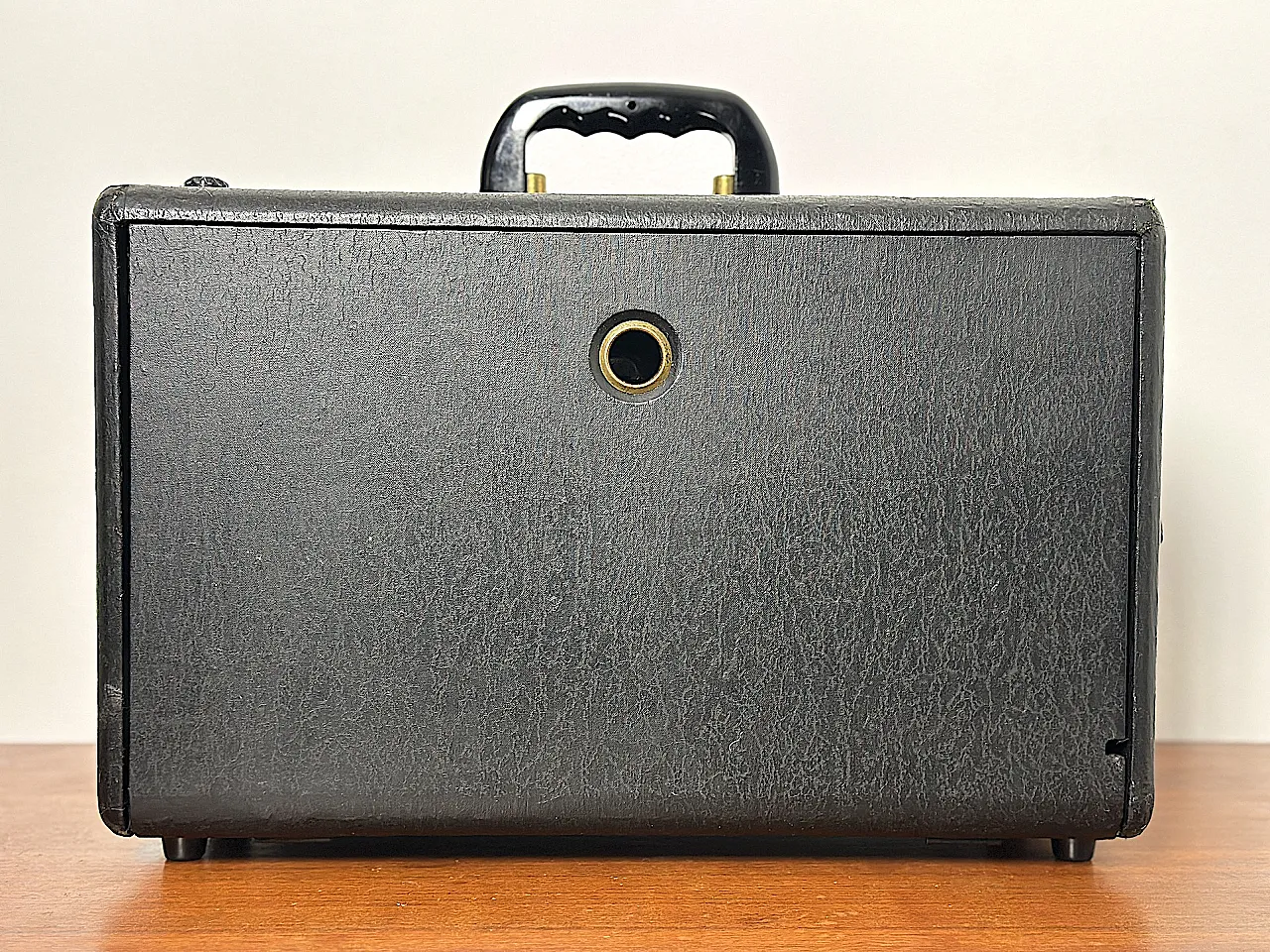 Trans-Oceanic B600 Portable Radio by Zenith, USA 1959-1962 13