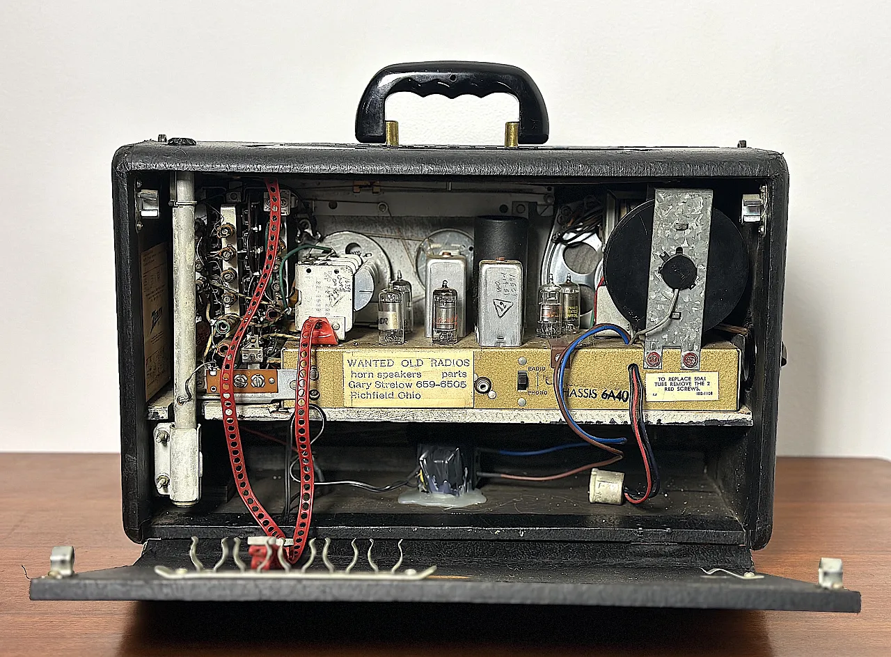 Trans-Oceanic B600 Portable Radio by Zenith, USA 1959-1962 14