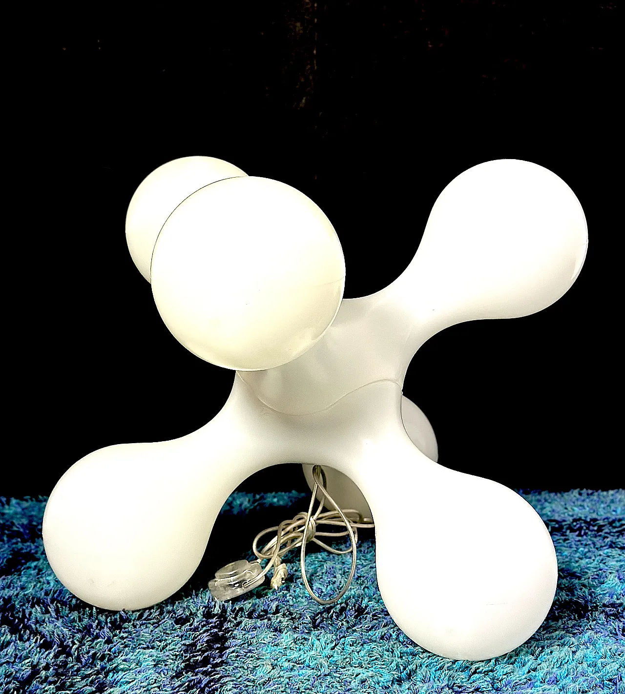 Atomium lamp by Kundalini Space Age Made in Italy 2