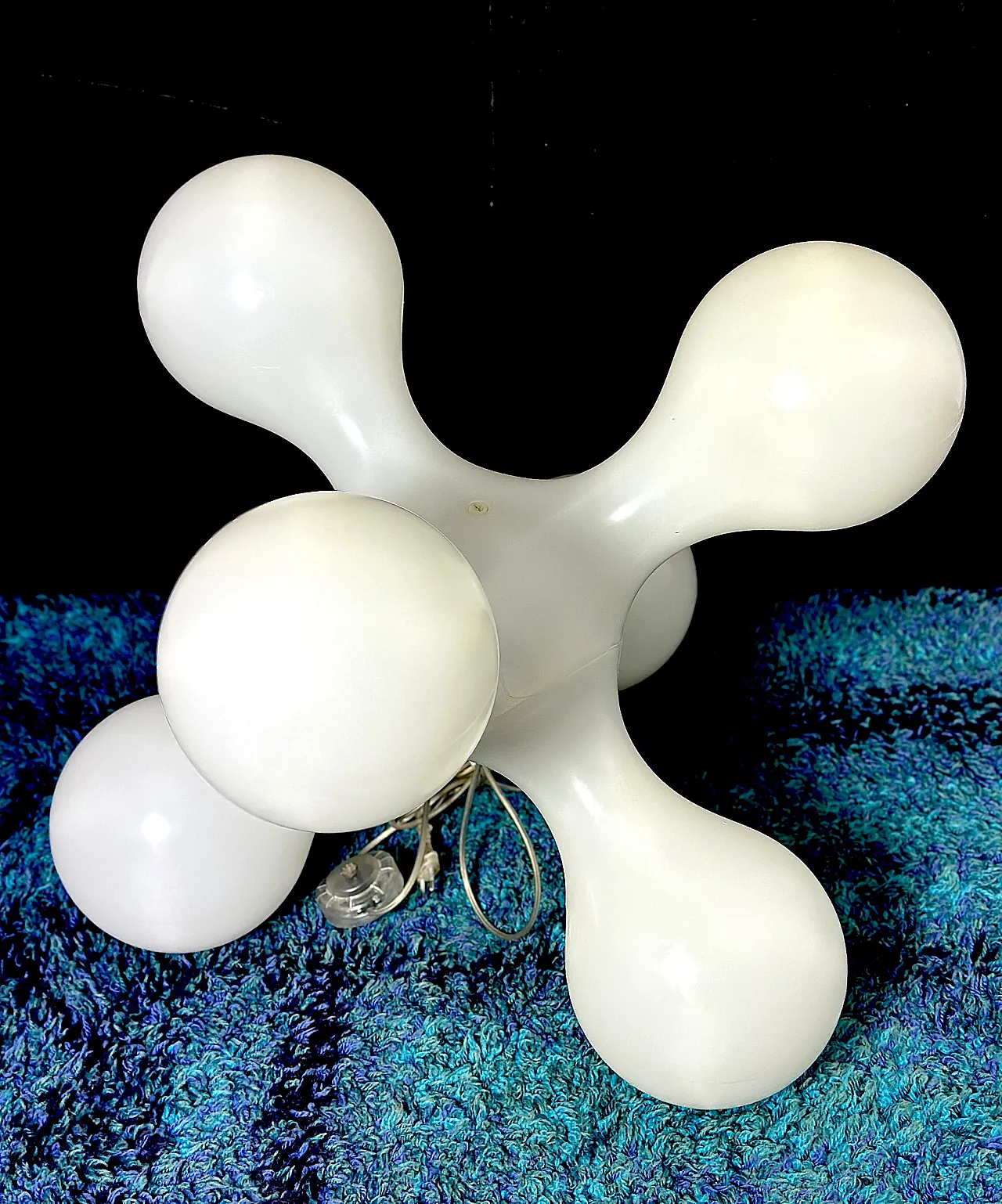 Atomium lamp by Kundalini Space Age Made in Italy 3