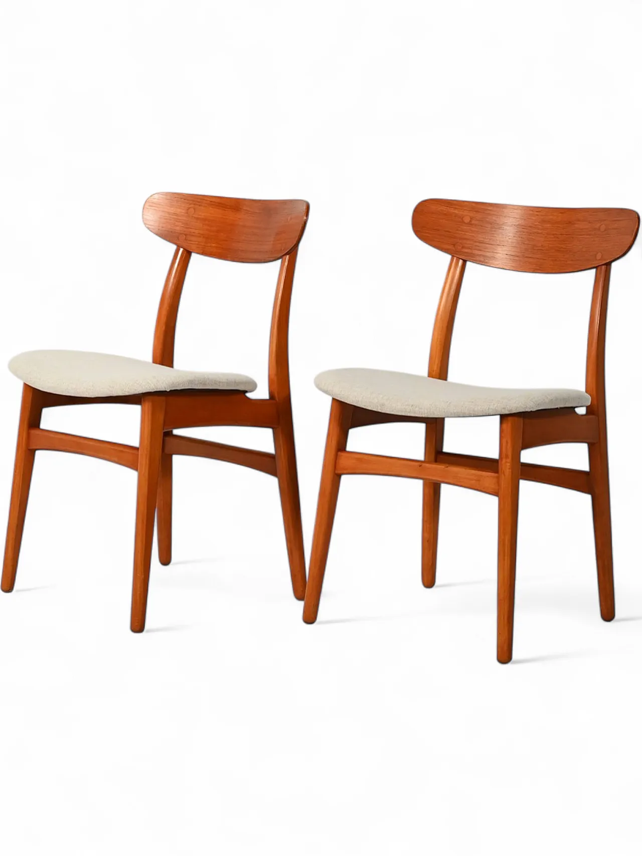 Pair of Scandinavian chairs with crescent backs, 60s 11