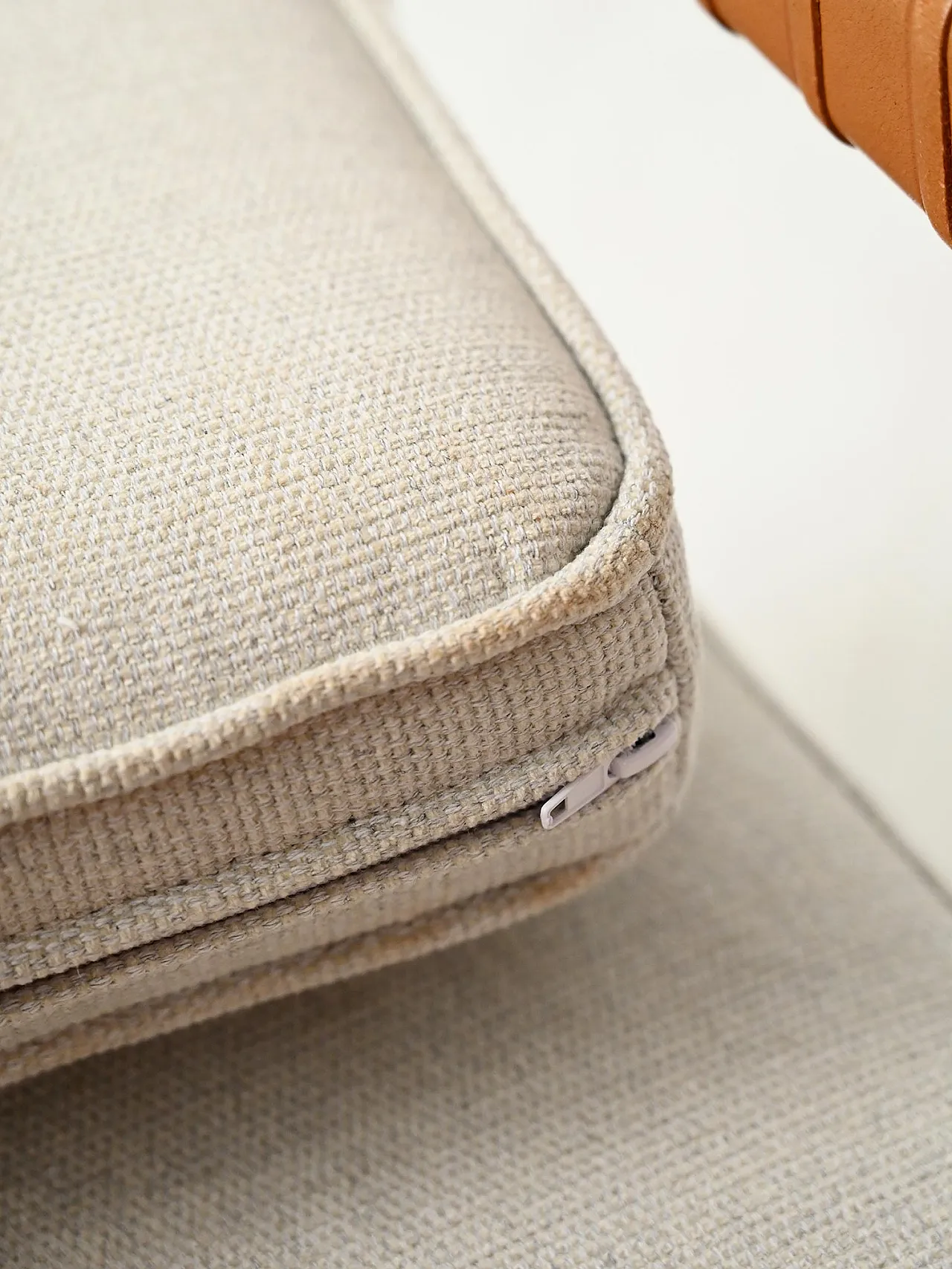 “Studio” model armchair, designed by Carl-Gustav Hiort af Ornäs 9