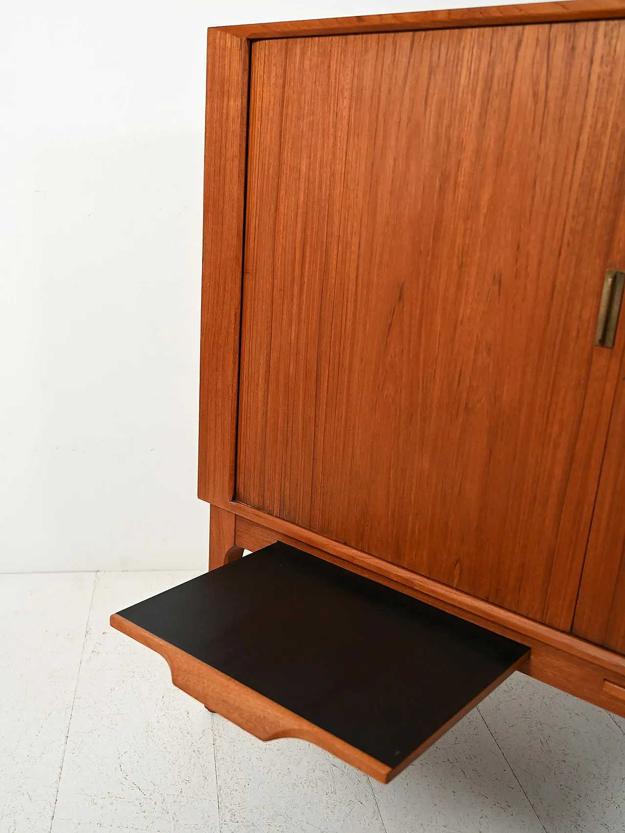 Scandinavian bar cabinet by Kurt Østervig 8