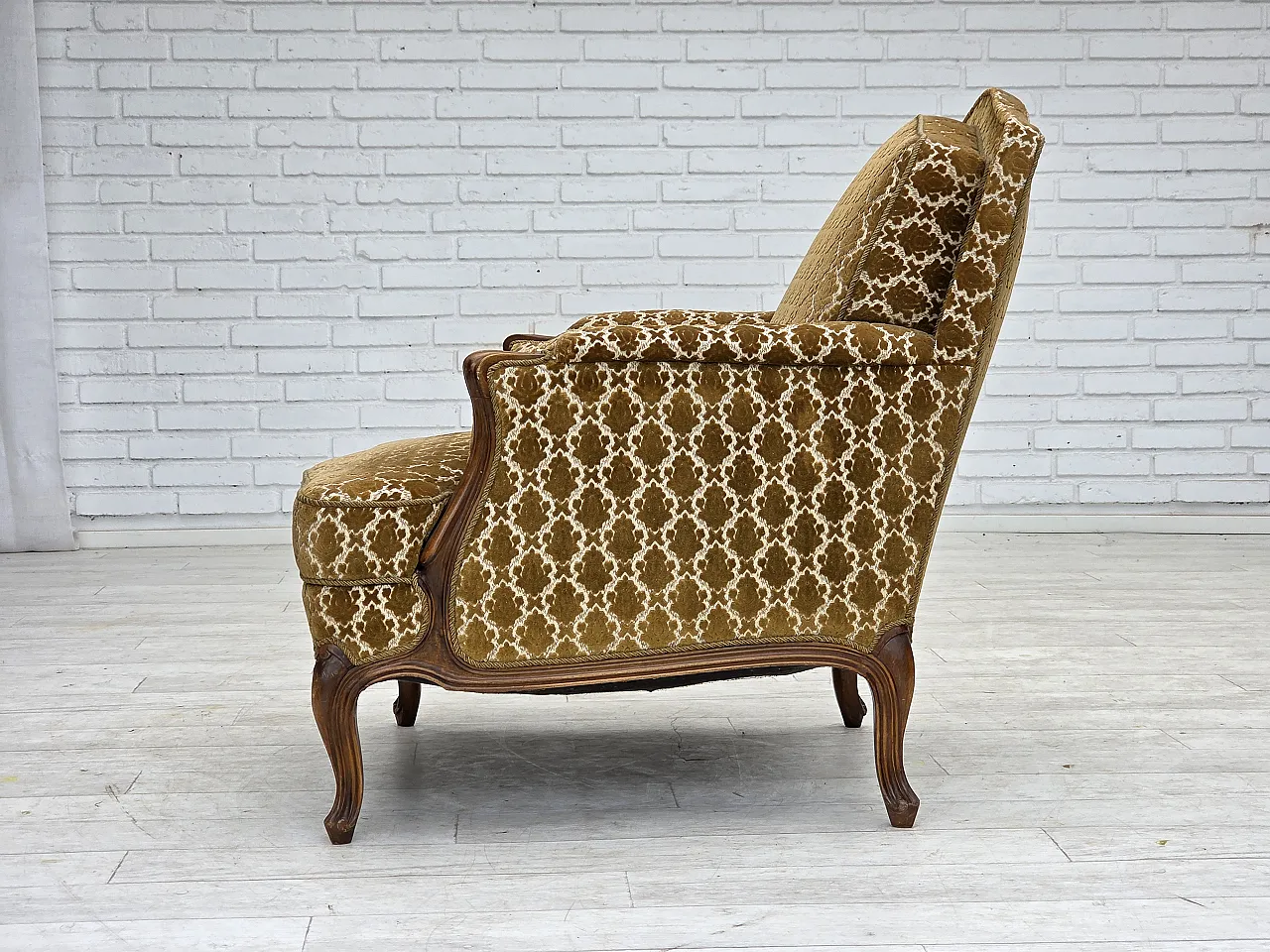 Poltrona relax danese, in velluto,  frassino intagliato, anni '50 16